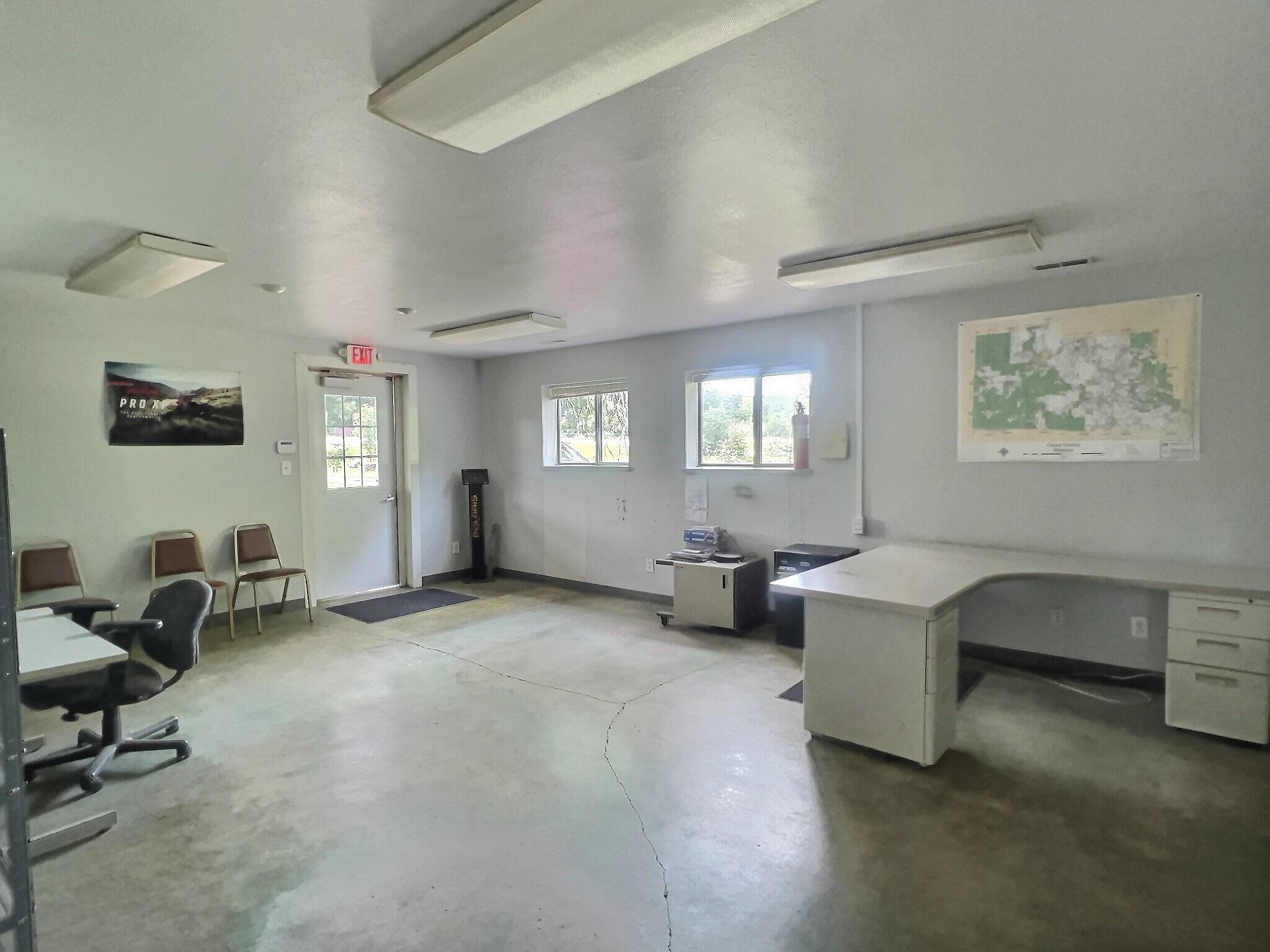 Photo 9 - Commercial Sale for sale – 17188  Us Highway 60   Van Buren, MO