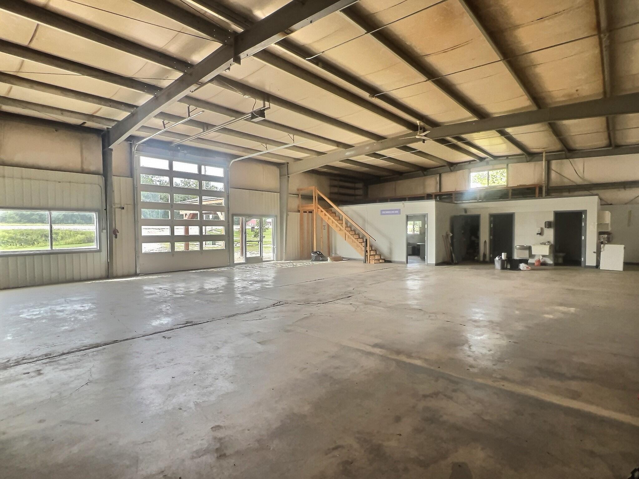 Photo 8 - Commercial Sale for sale – 17188  Us Highway 60   Van Buren, MO