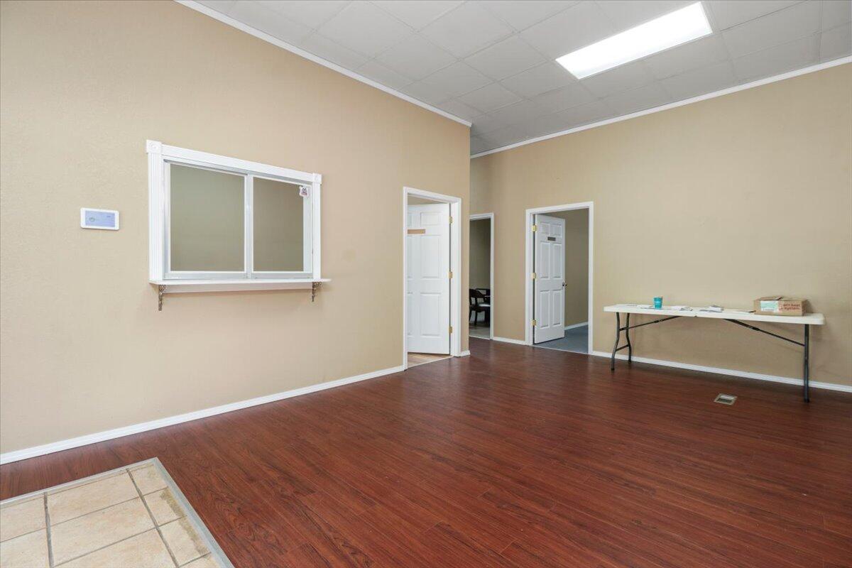Photo 3 - Commercial Sale for sale – 1006  Nettleton Avenue  Thayer, MO