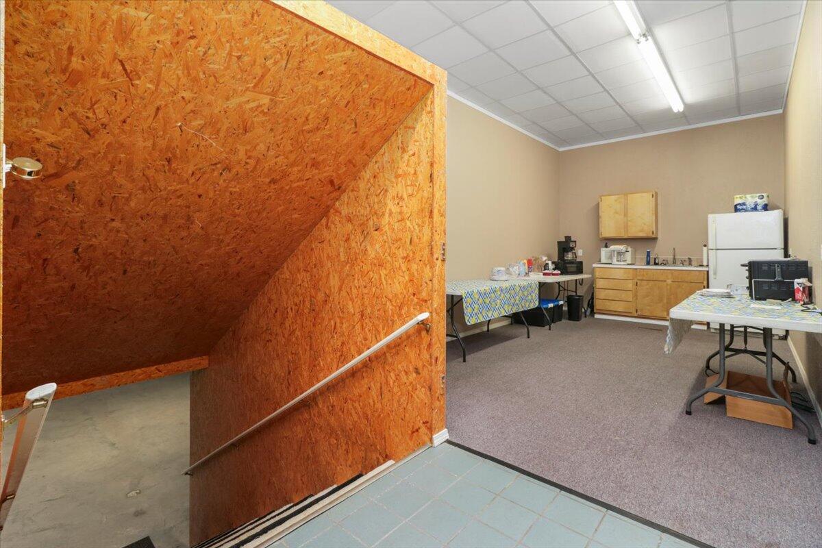 Photo 13 - Commercial Sale for sale – 1006  Nettleton Avenue  Thayer, MO