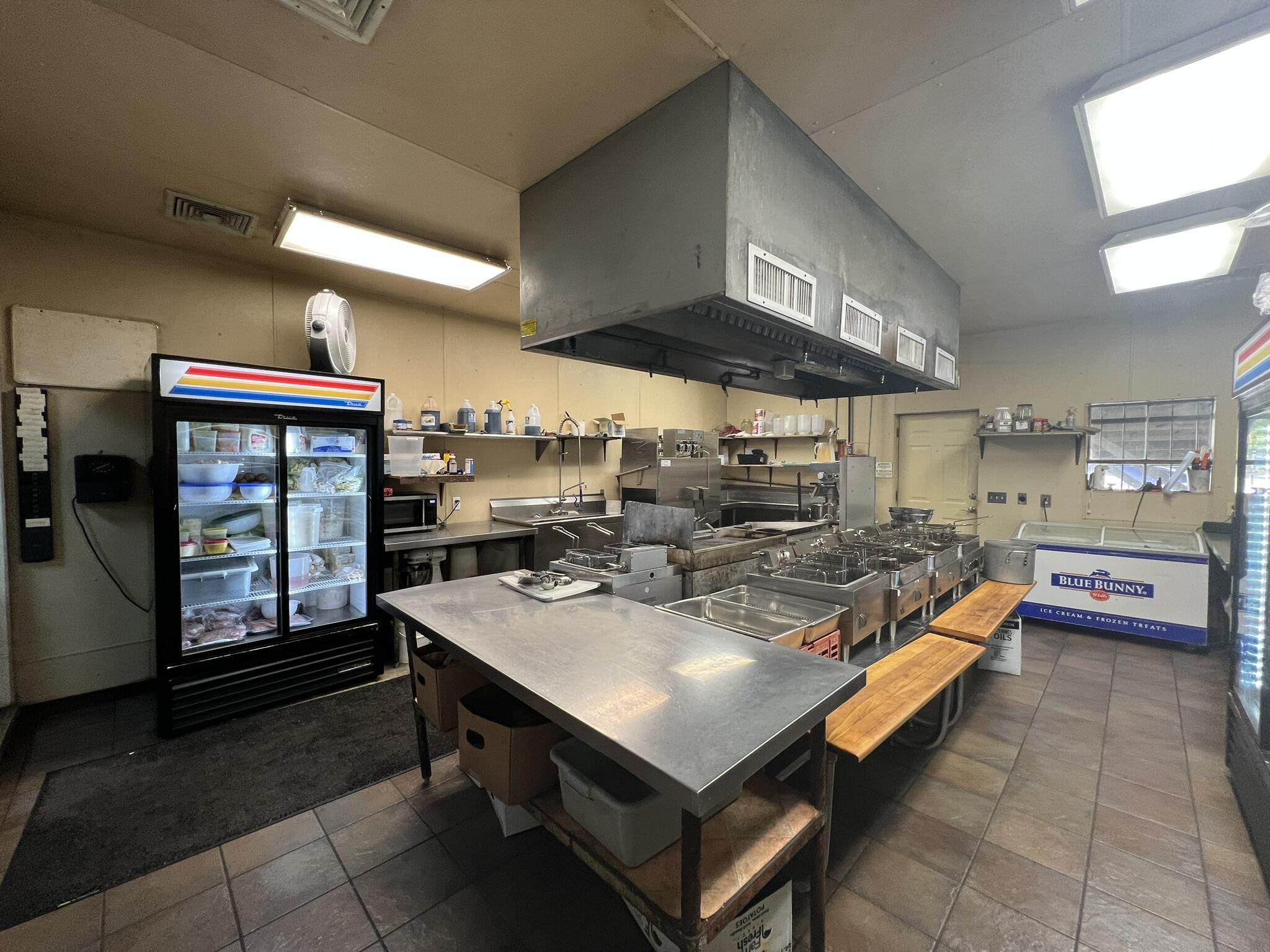 Photo 15 - Commercial Sale for sale – 225  Main Street  Mammoth Spring, AR