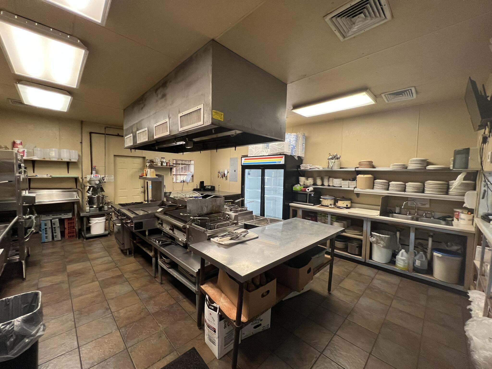 Photo 14 - Commercial Sale for sale – 225  Main Street  Mammoth Spring, AR
