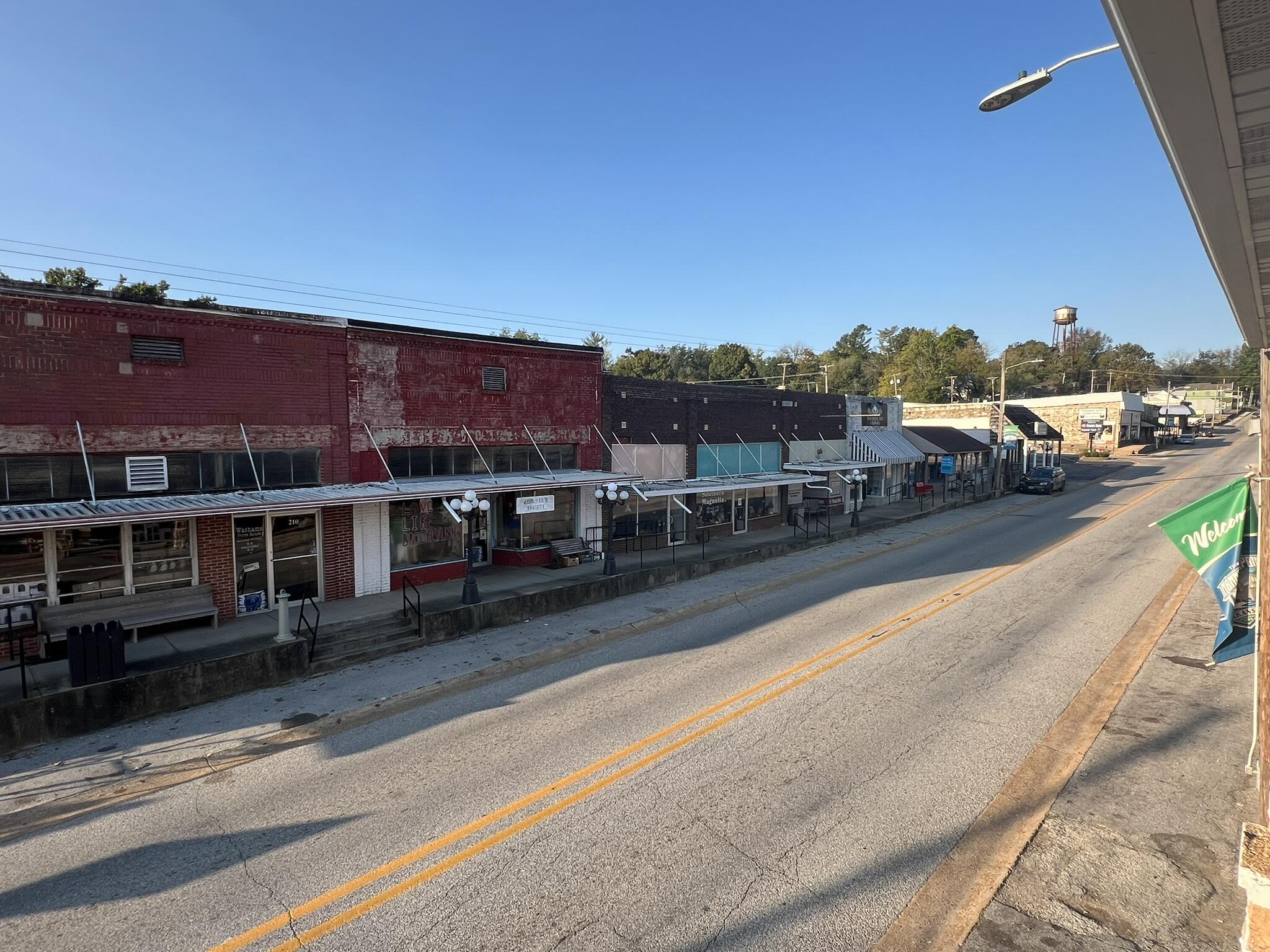 Photo 5 - Commercial Sale for sale – 225  Main Street  Mammoth Spring, AR