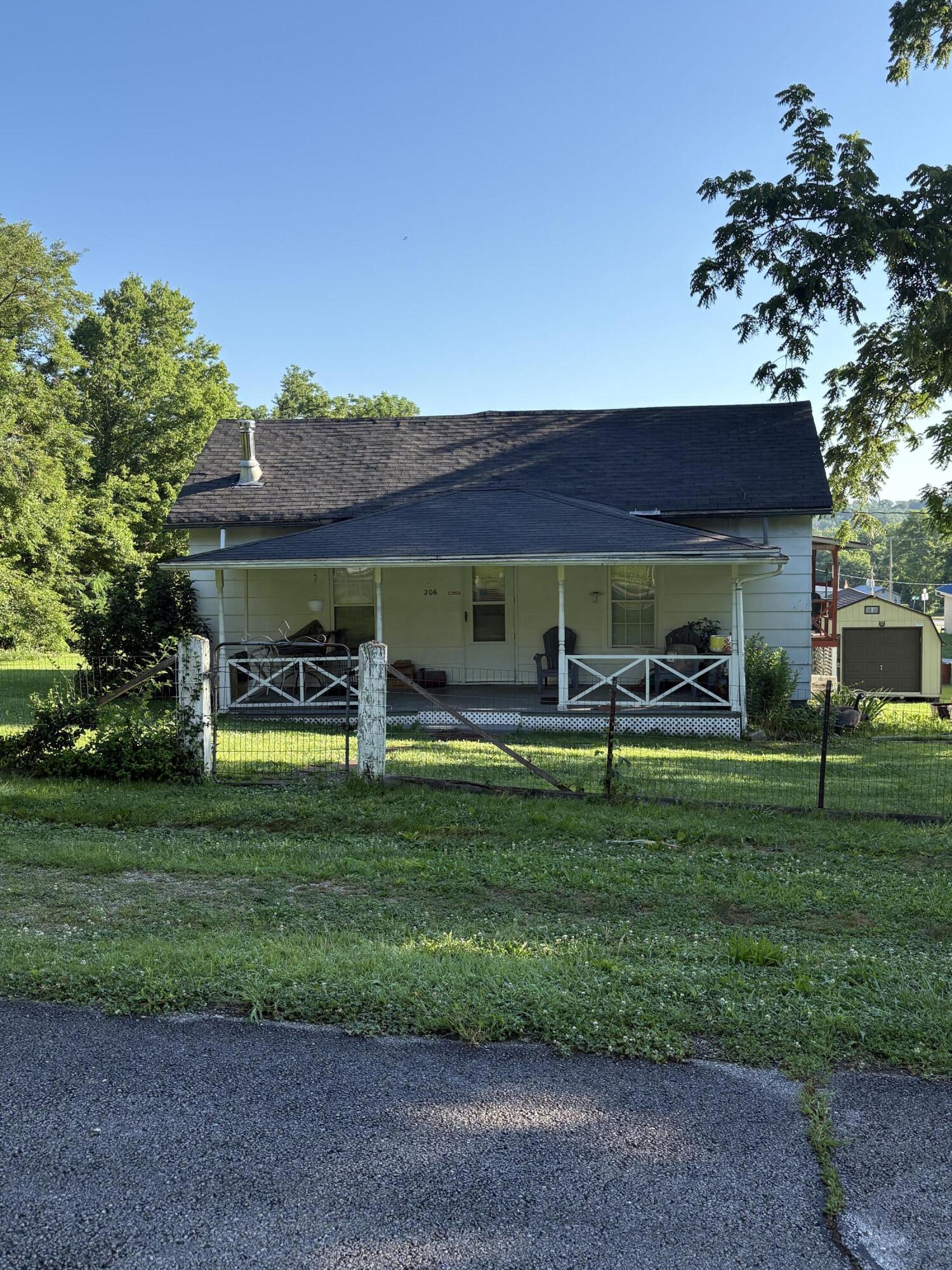 Photo 2 - Residential for sale – 505  State Highway D   Crane, MO