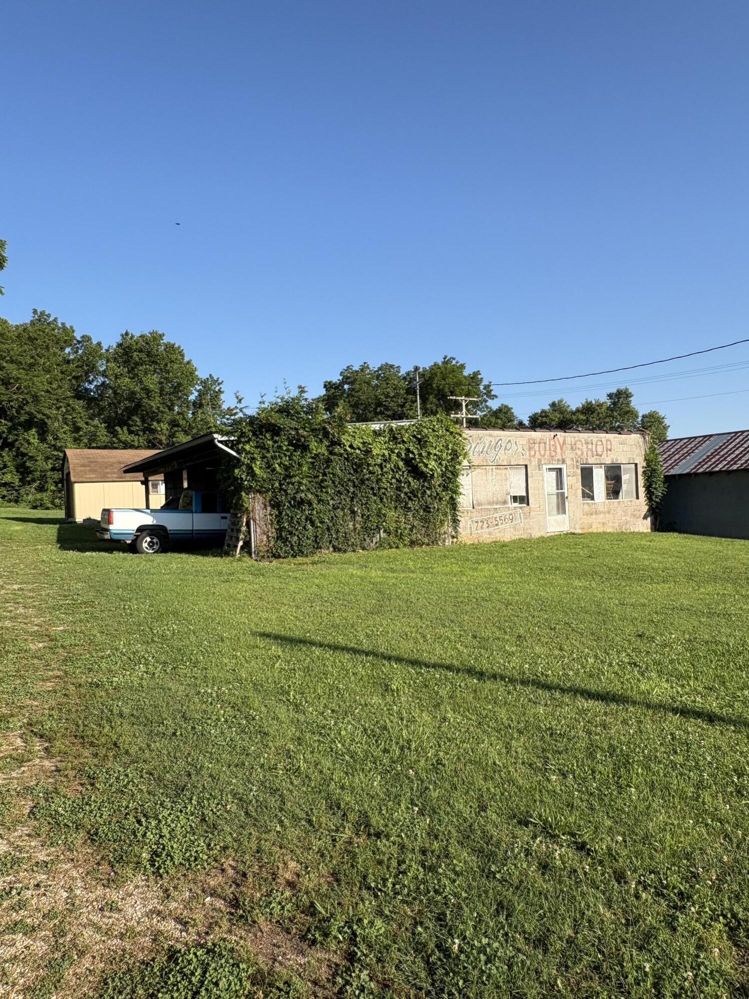 Photo 8 - Residential for sale – 505  State Highway D   Crane, MO