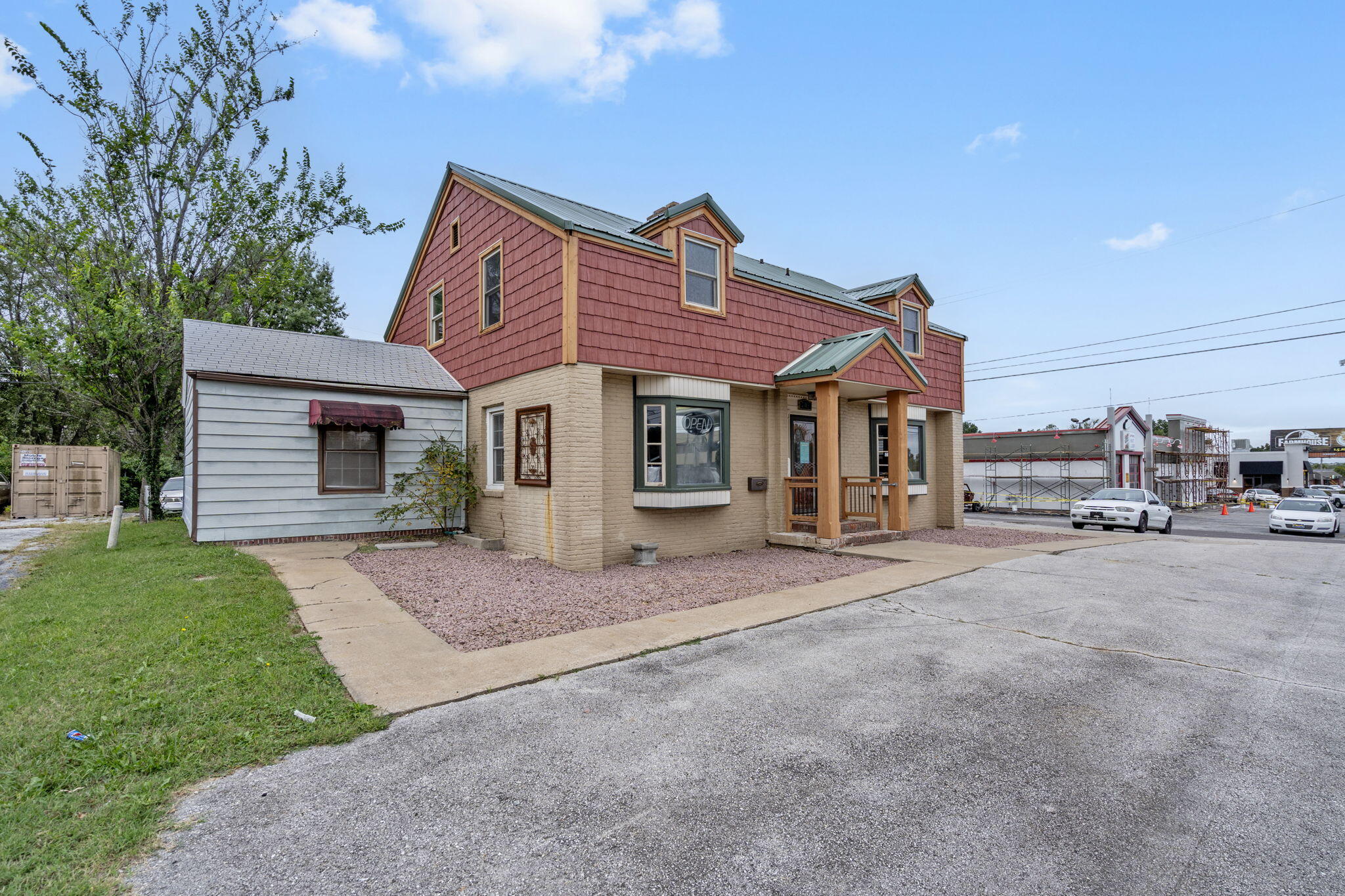 Photo 6 - Commercial Sale for sale – 703 S Glenstone Avenue  Springfield, MO