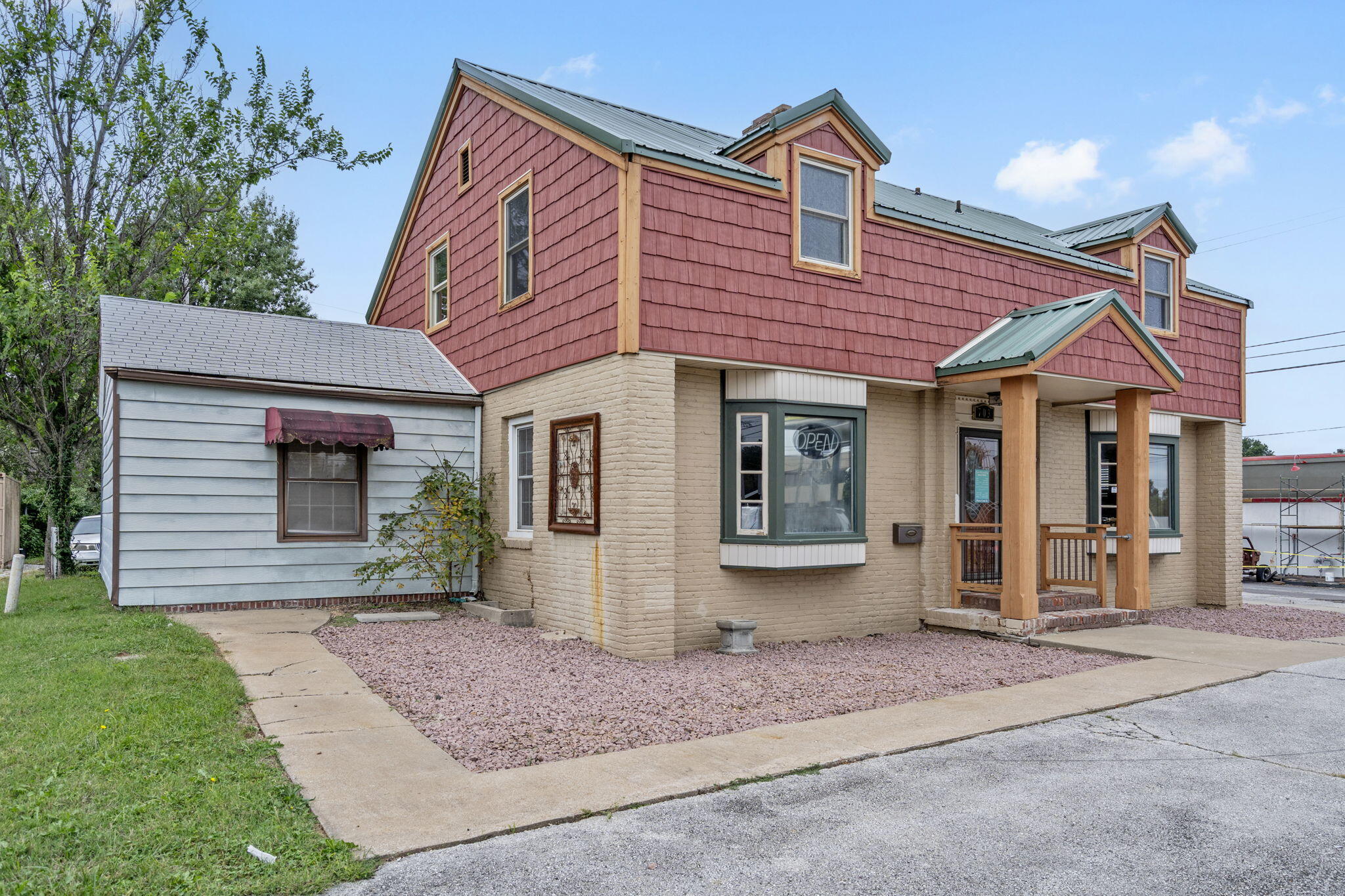 Photo 5 - Commercial Sale for sale – 703 S Glenstone Avenue  Springfield, MO