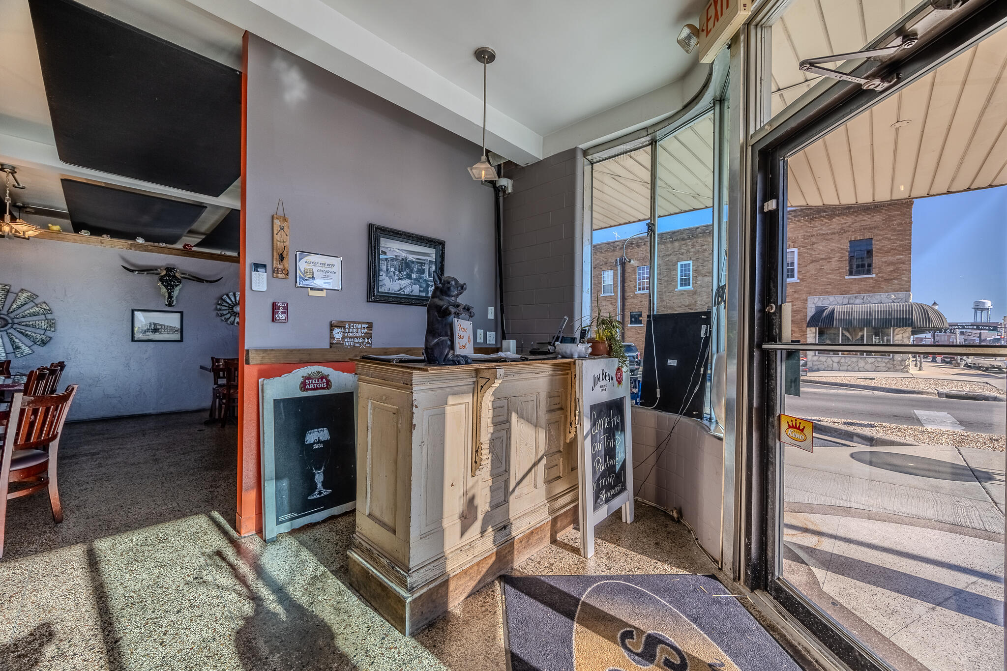 Photo 4 - Commercial Sale for sale – 201 W Commercial Street  Lebanon, MO