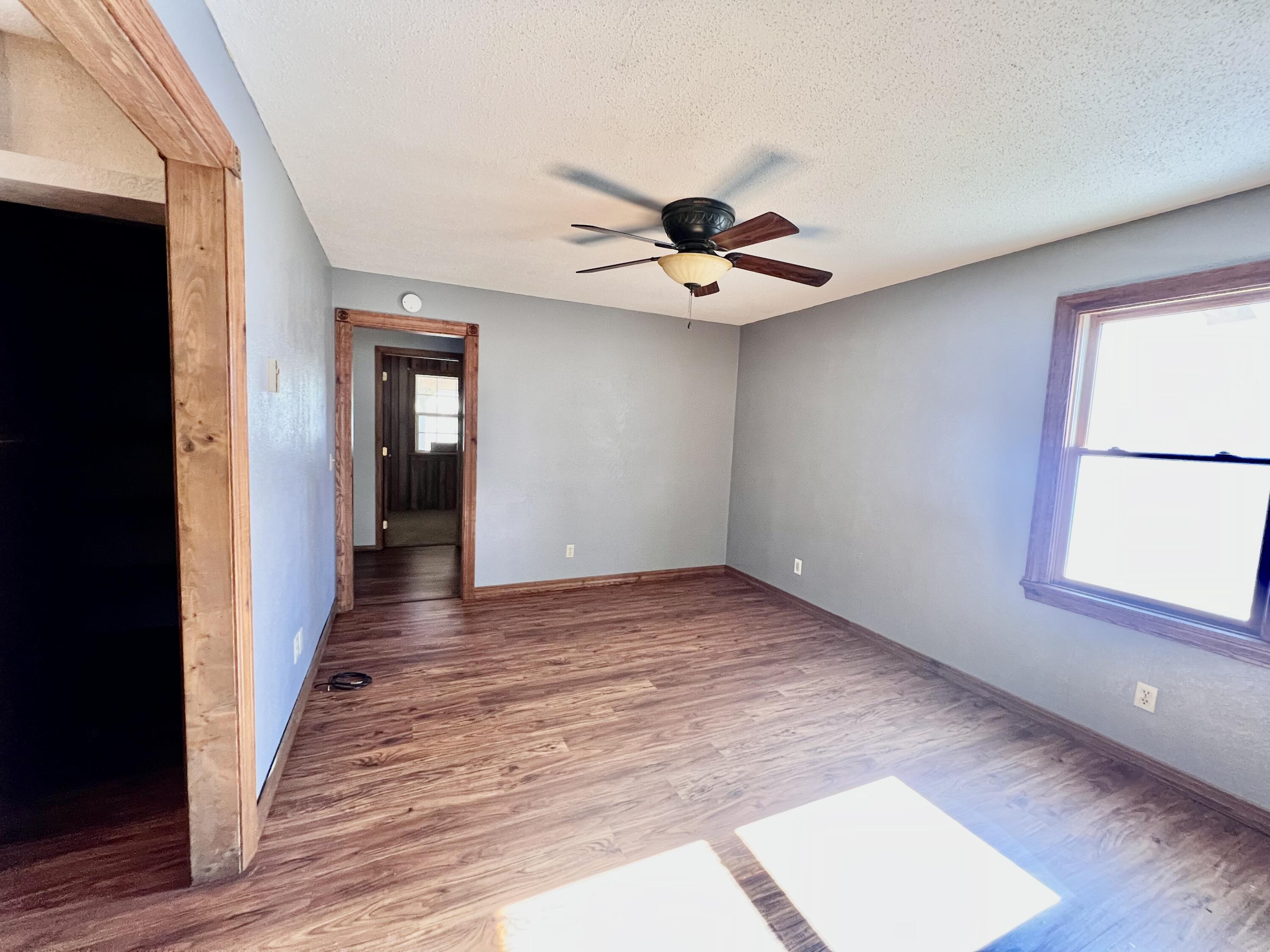 Photo 8 - Residential for sale – 16144  Horse Shoe Drive  Houston, MO
