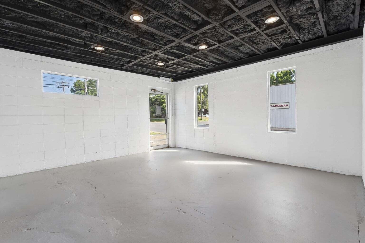Photo 6 - Commercial Lease for sale – 1131 N Grant Avenue  Springfield, MO