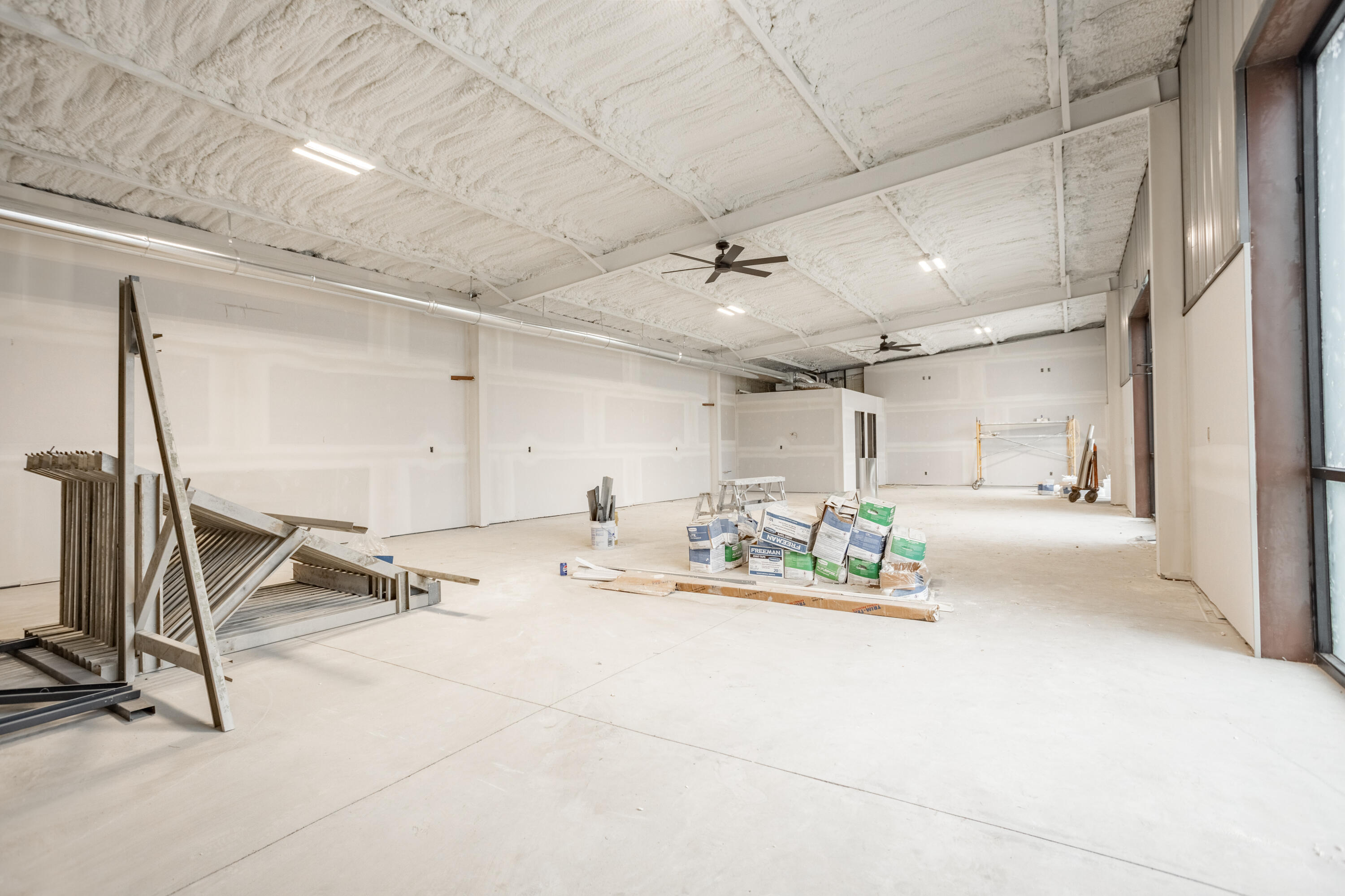 Photo 4 - Commercial Lease for sale – 326 W Main Street  Fordland, MO