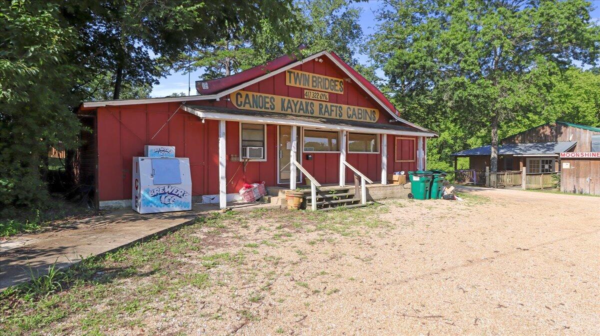 Photo 9 - Commercial Sale for sale – 49912 E State Highway 14   Dora, MO
