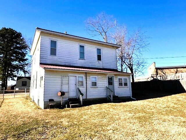 Photo 2 - Residential Income for sale – 305 E Main Street  Willow Springs, MO