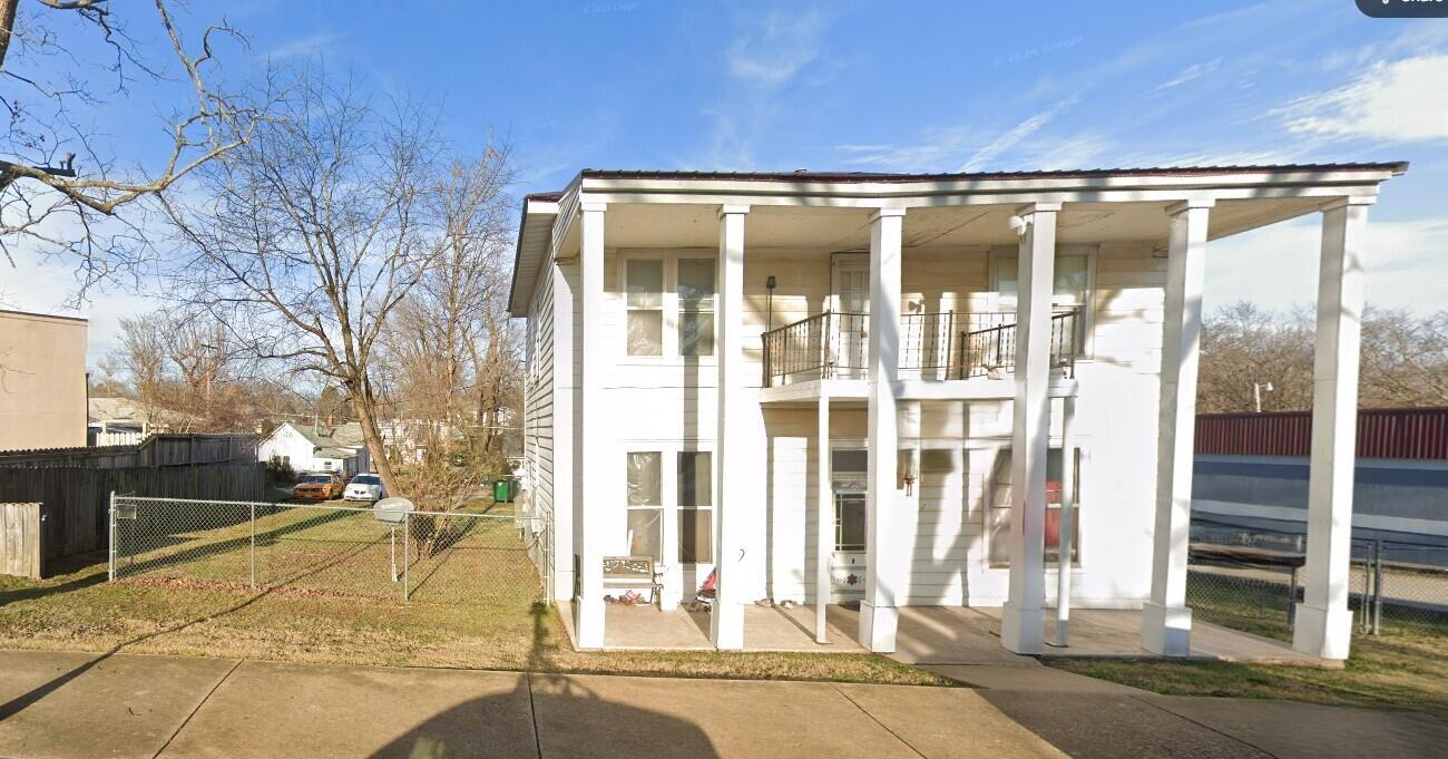 Photo 4 - Residential Income for sale – 305 E Main Street  Willow Springs, MO