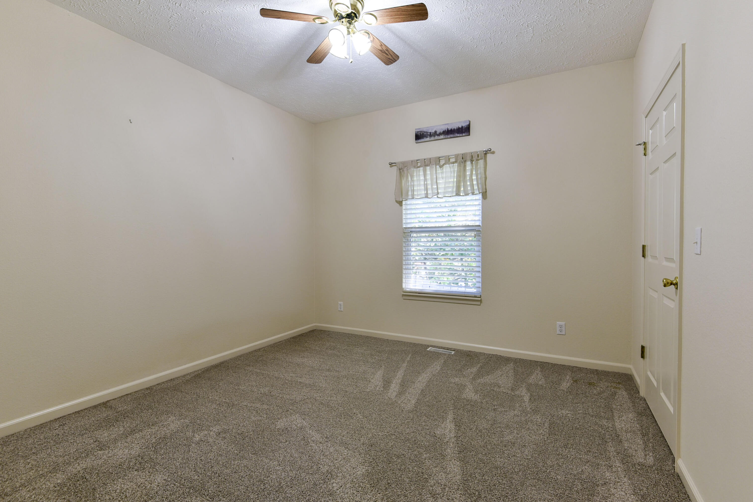 Photo 27 - Residential for sale – 152  Sterling Way  Hollister, MO