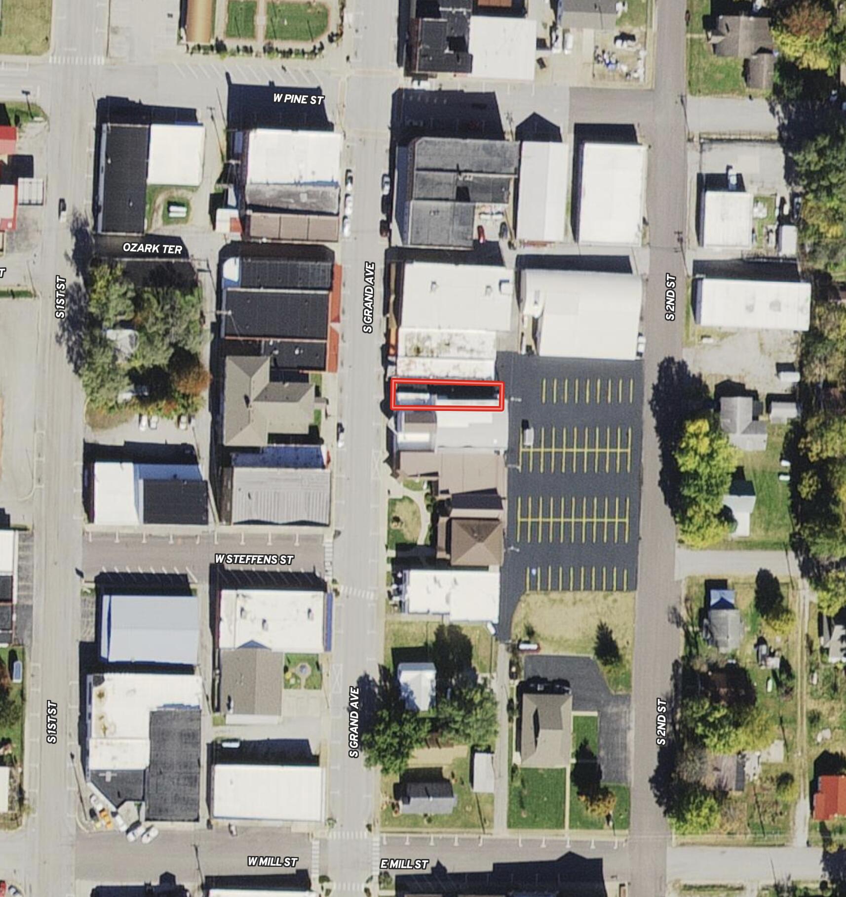 Photo 2 - Commercial Sale for sale – 210 S Grand Avenue  Houston, MO