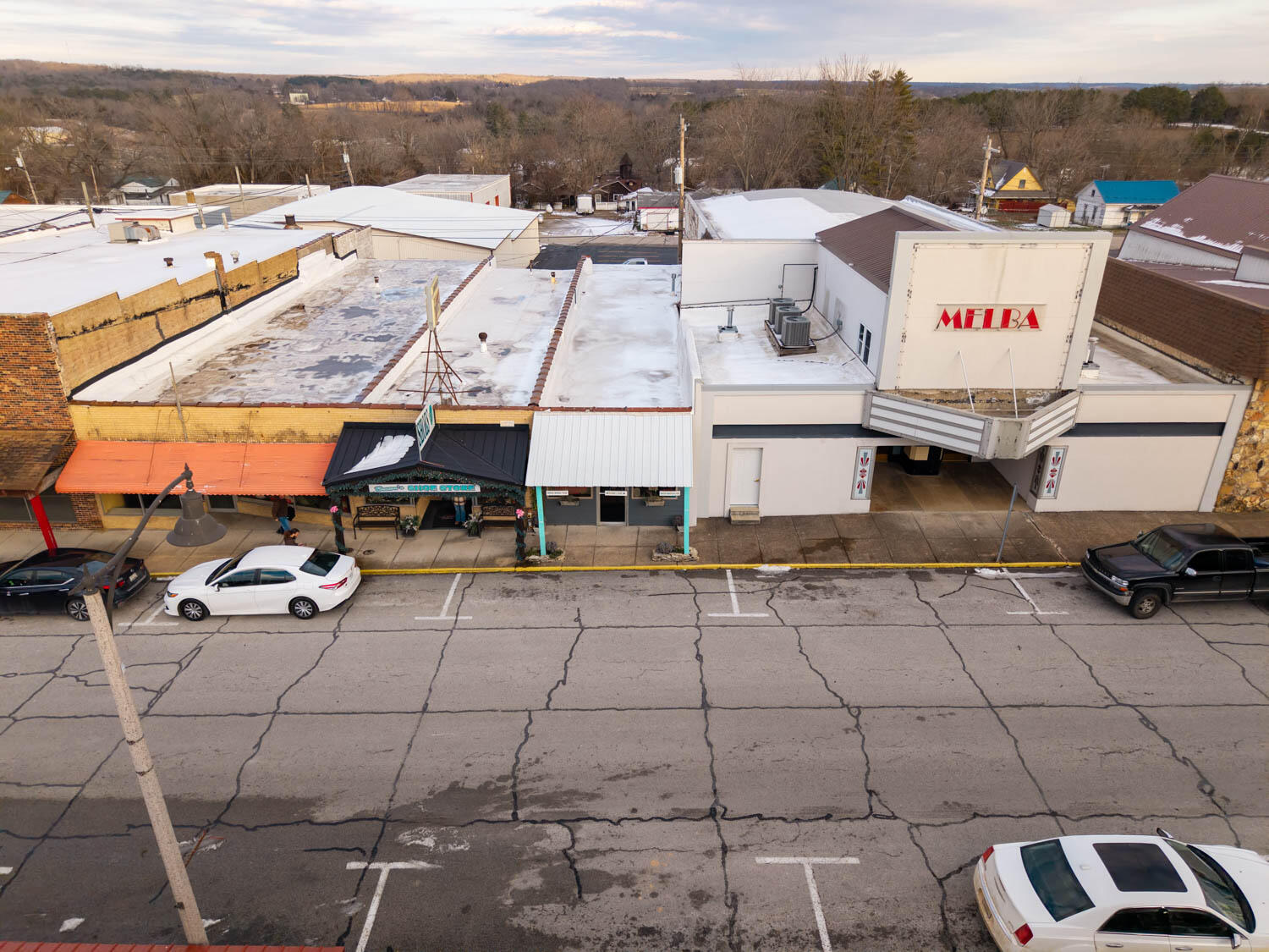 Photo 3 - Commercial Sale for sale – 210 S Grand Avenue  Houston, MO
