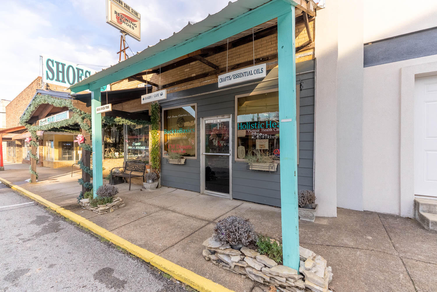 Photo 11 - Commercial Sale for sale – 210 S Grand Avenue  Houston, MO
