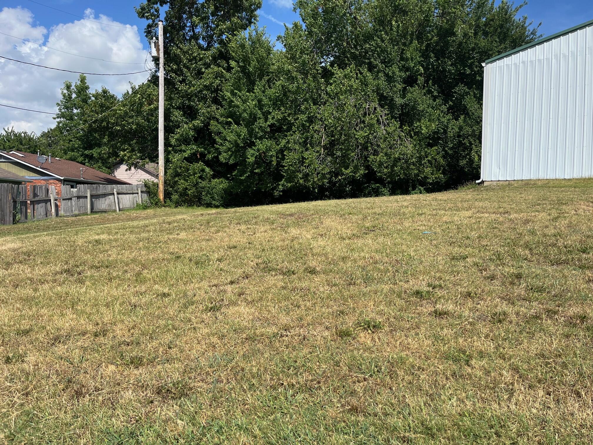 Photo 14 - Commercial Sale for sale – 729 W 32nd Street  Joplin, MO