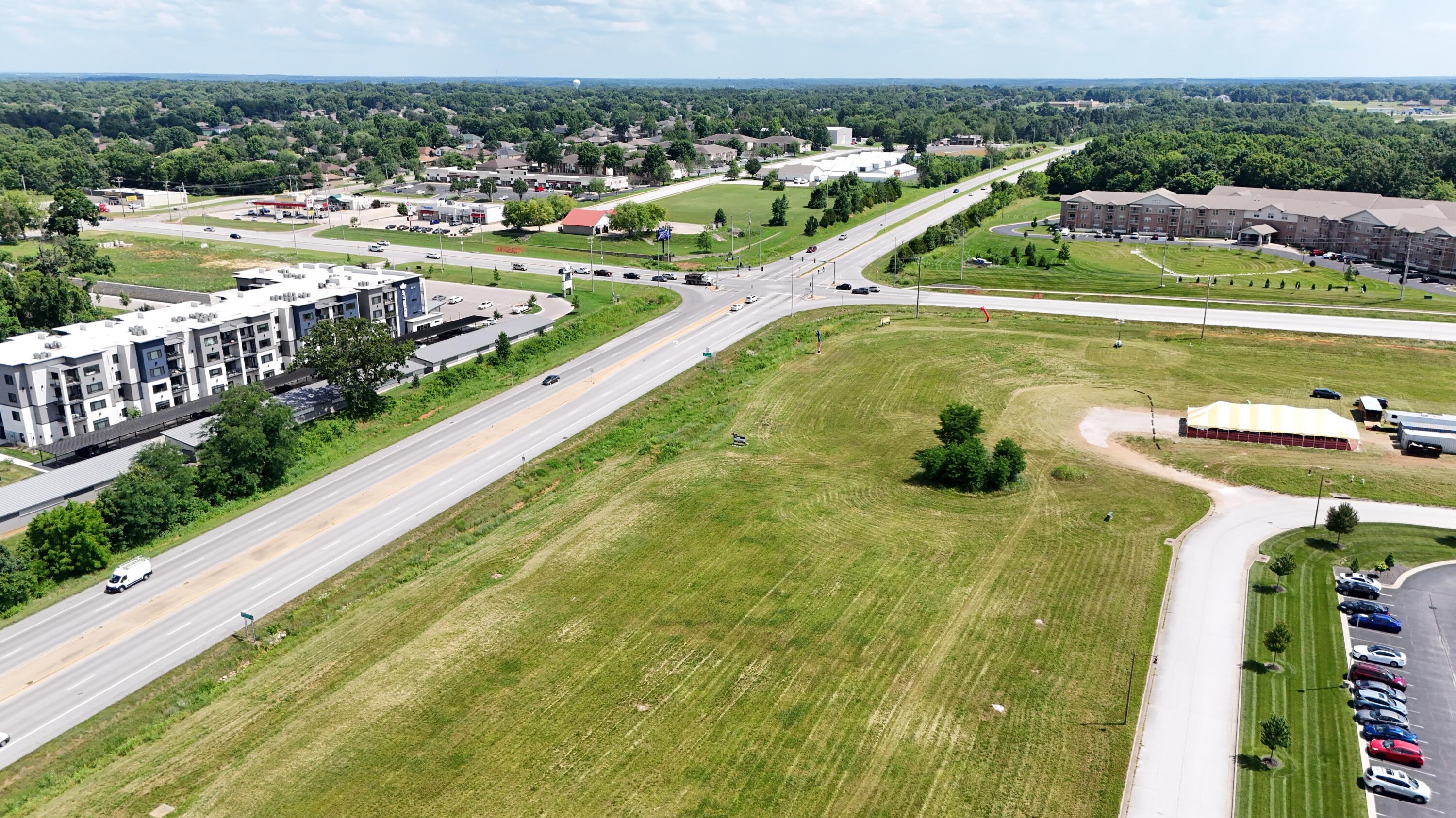 Photo 2 - Commercial Sale for sale – 4100  Wilson Creek Marketplace Road  Battlefield, MO