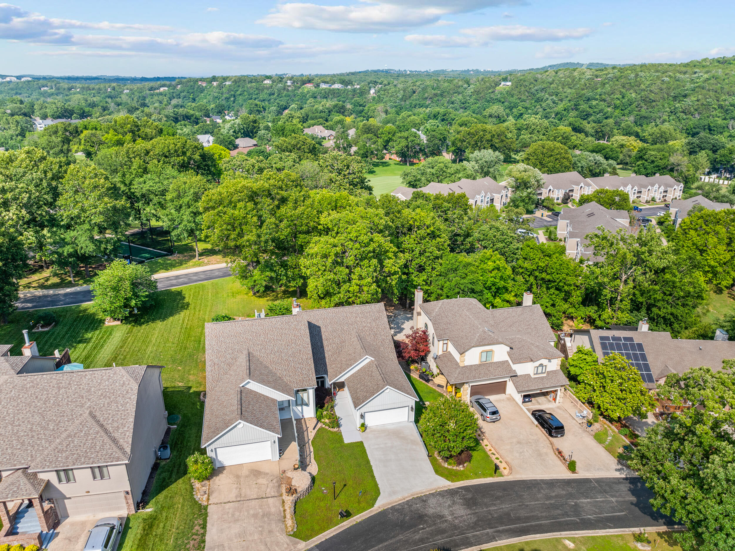 Photo 3 - Residential for sale – 185  Eagle Pointe Drive  Branson, MO
