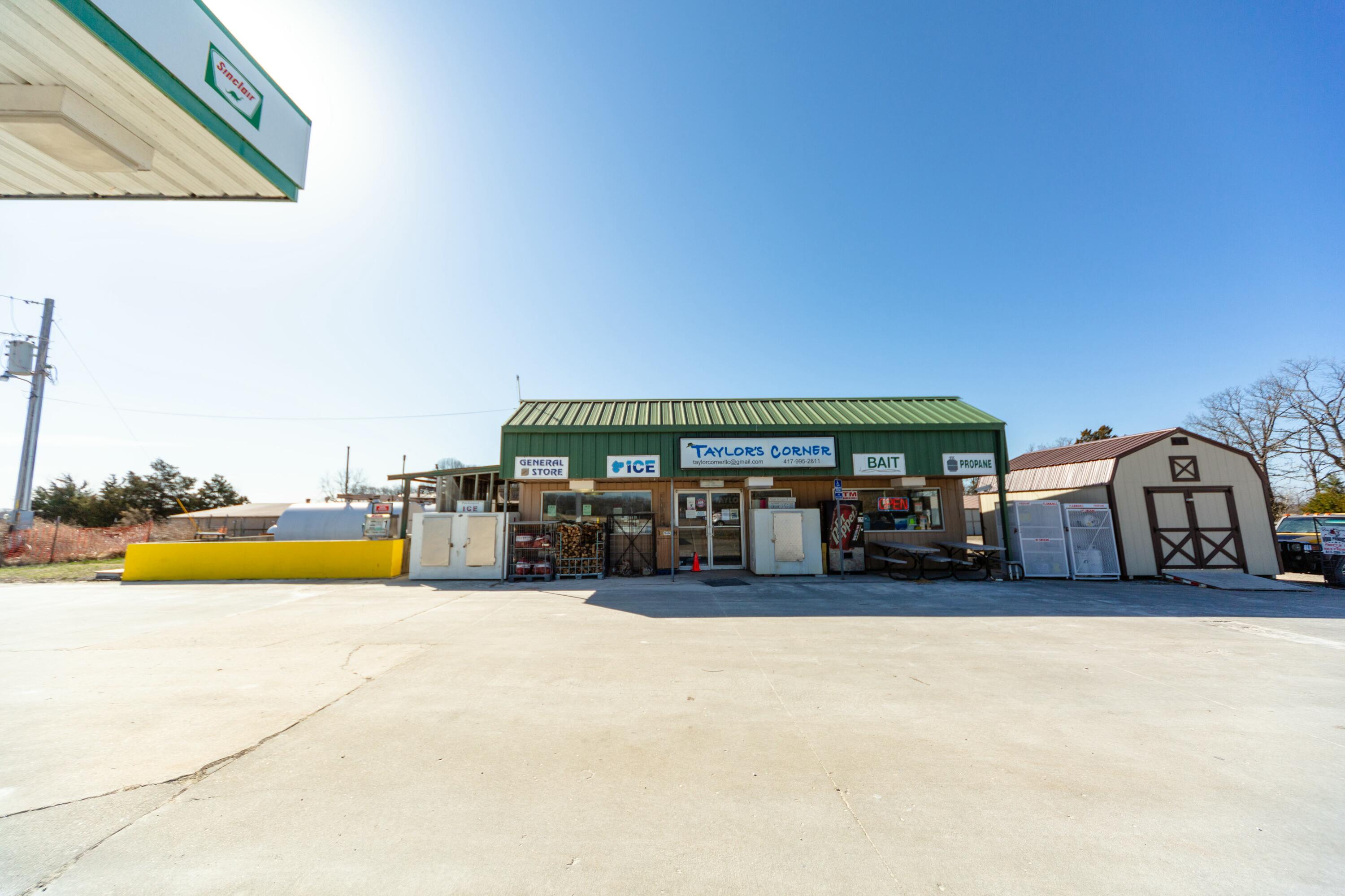 Photo 3 - Commercial Sale for sale – 784 E State Highway 215   Dadeville, MO