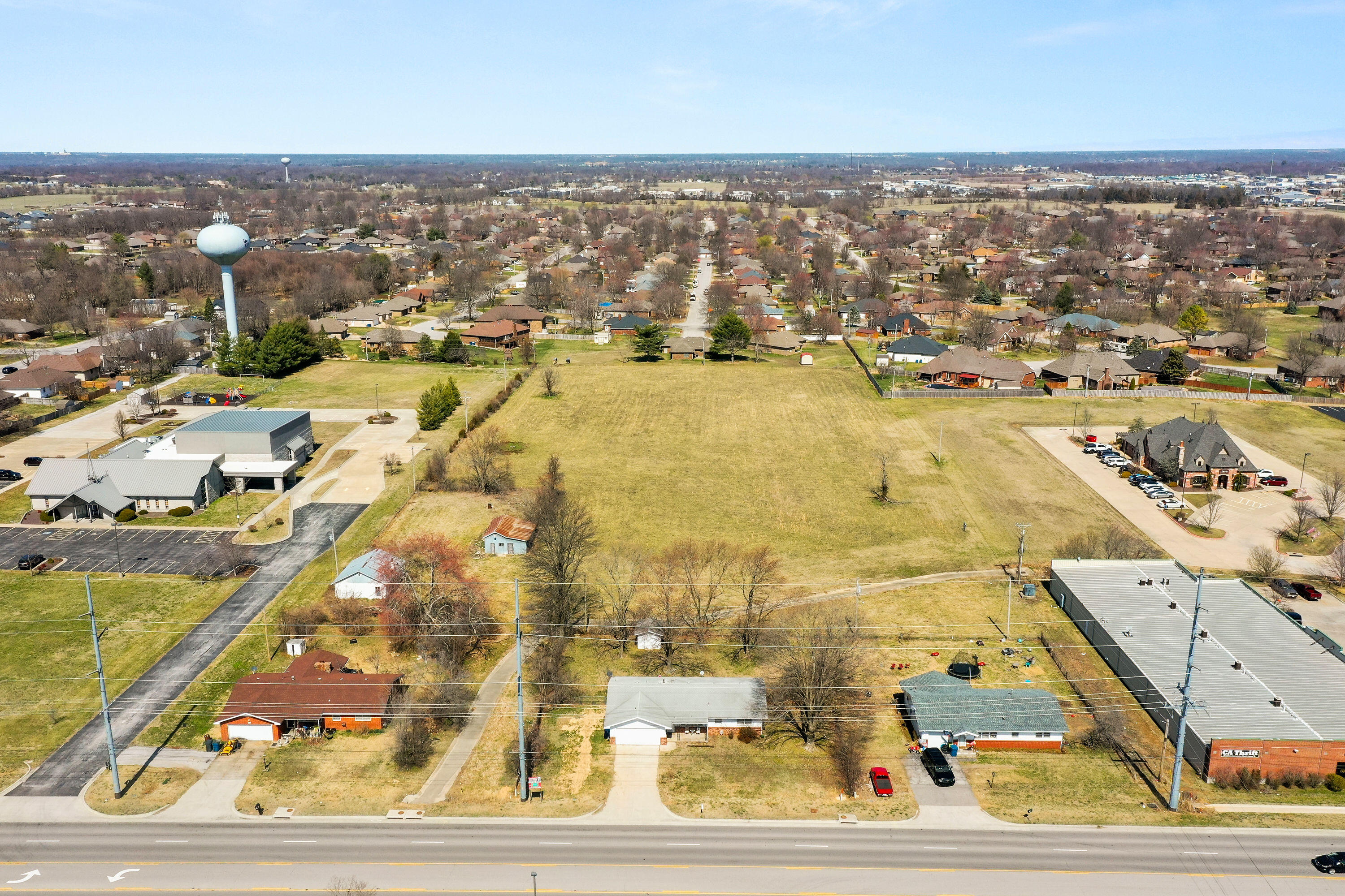 Photo 11 - Commercial Sale for sale – 903-907 W Mt. Vernon Street  Nixa, MO