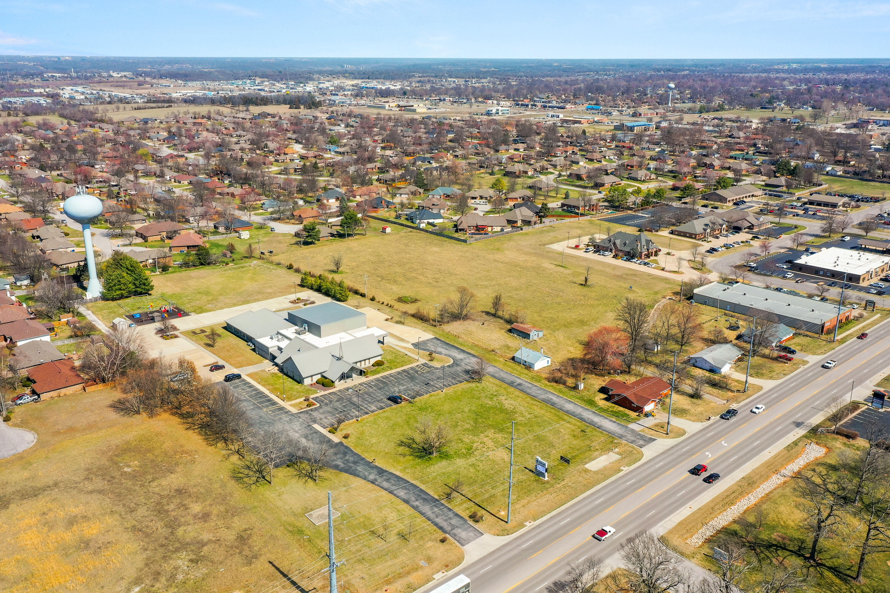 Photo 9 - Commercial Sale for sale – 903-907 W Mt. Vernon Street  Nixa, MO