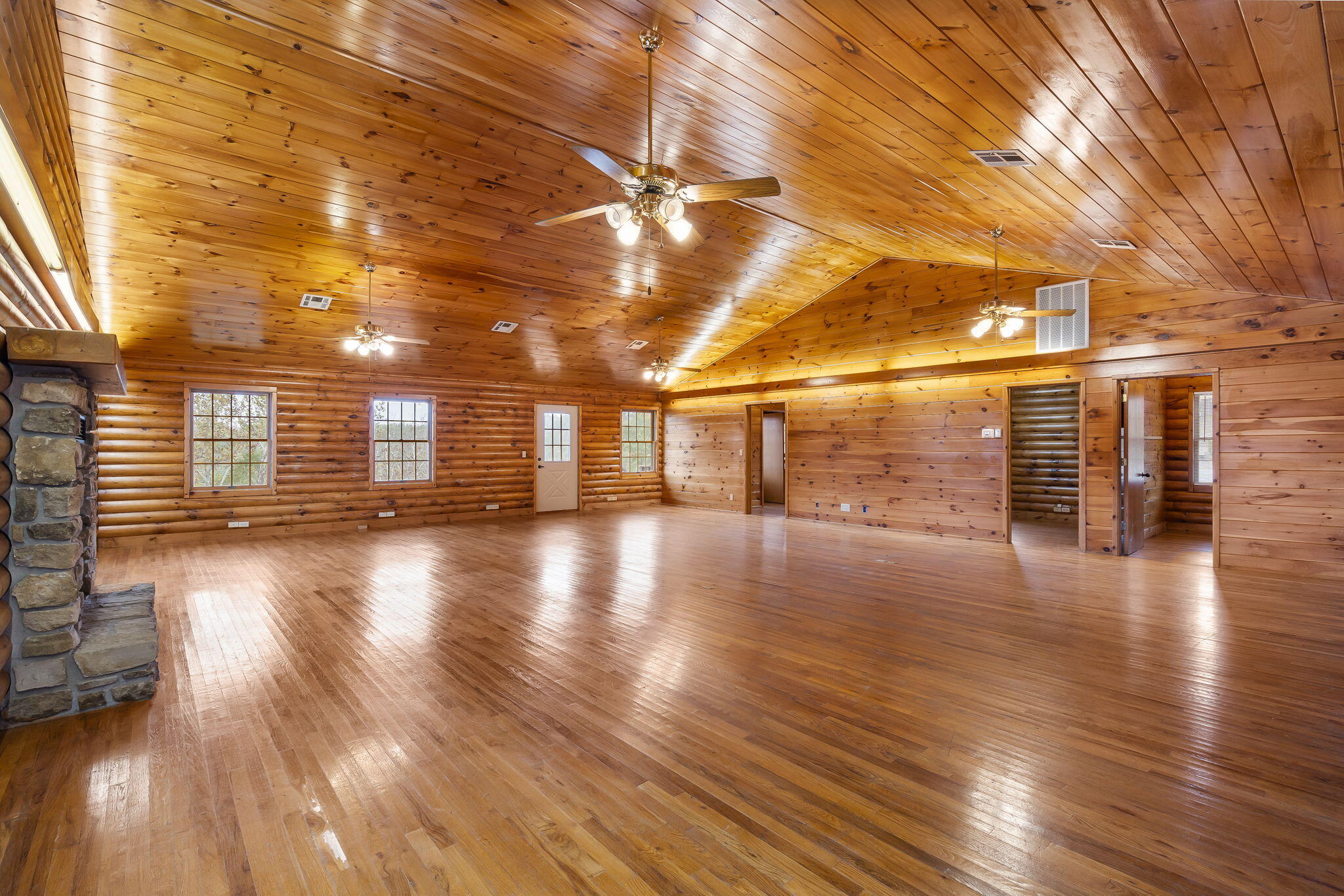 Photo 4 - Commercial Sale for sale – 25348  State Hwy 39   Shell Knob, MO
