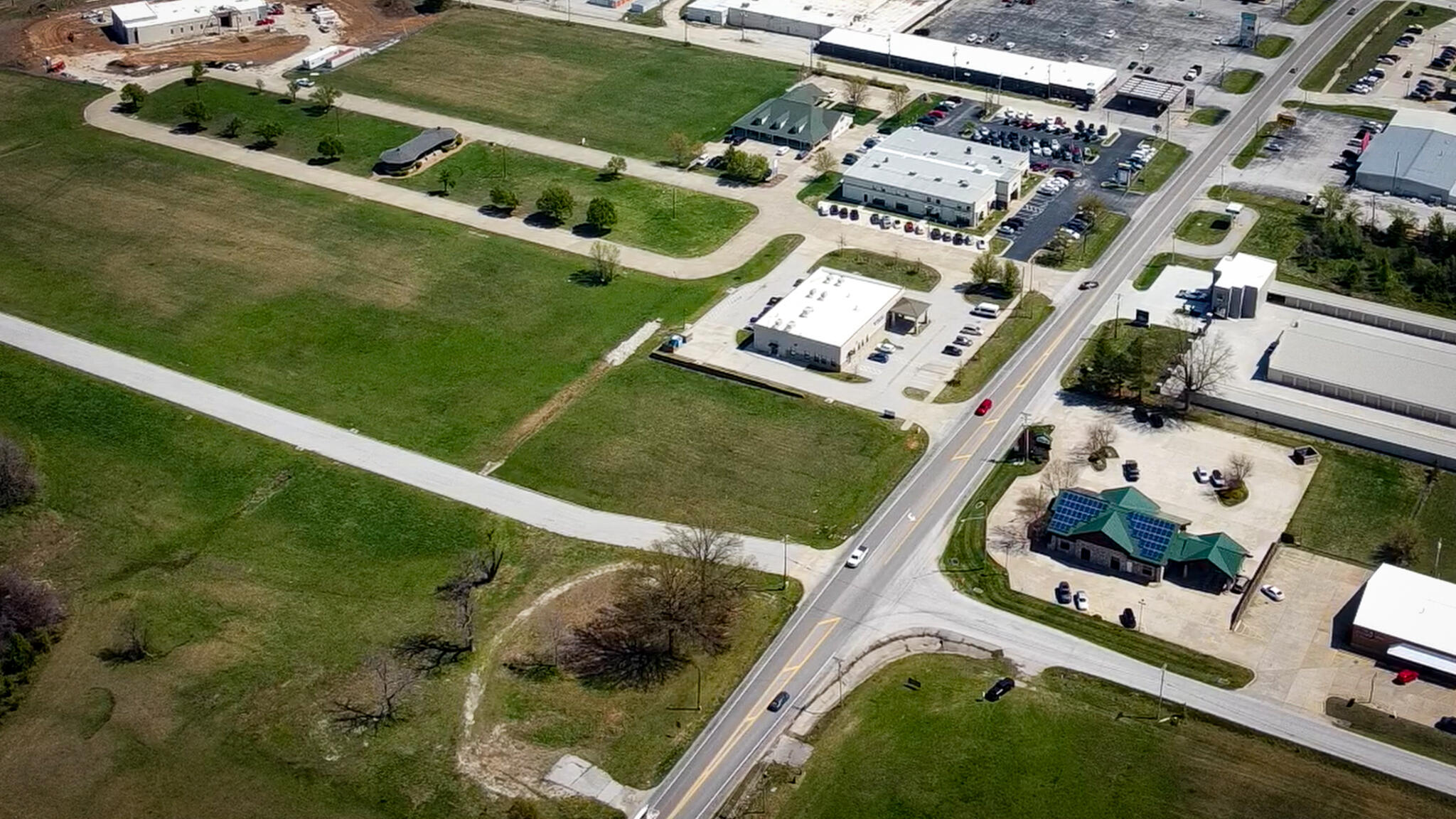 Photo 4 - Land for sale – 000 W Broadway Street  Bolivar, MO