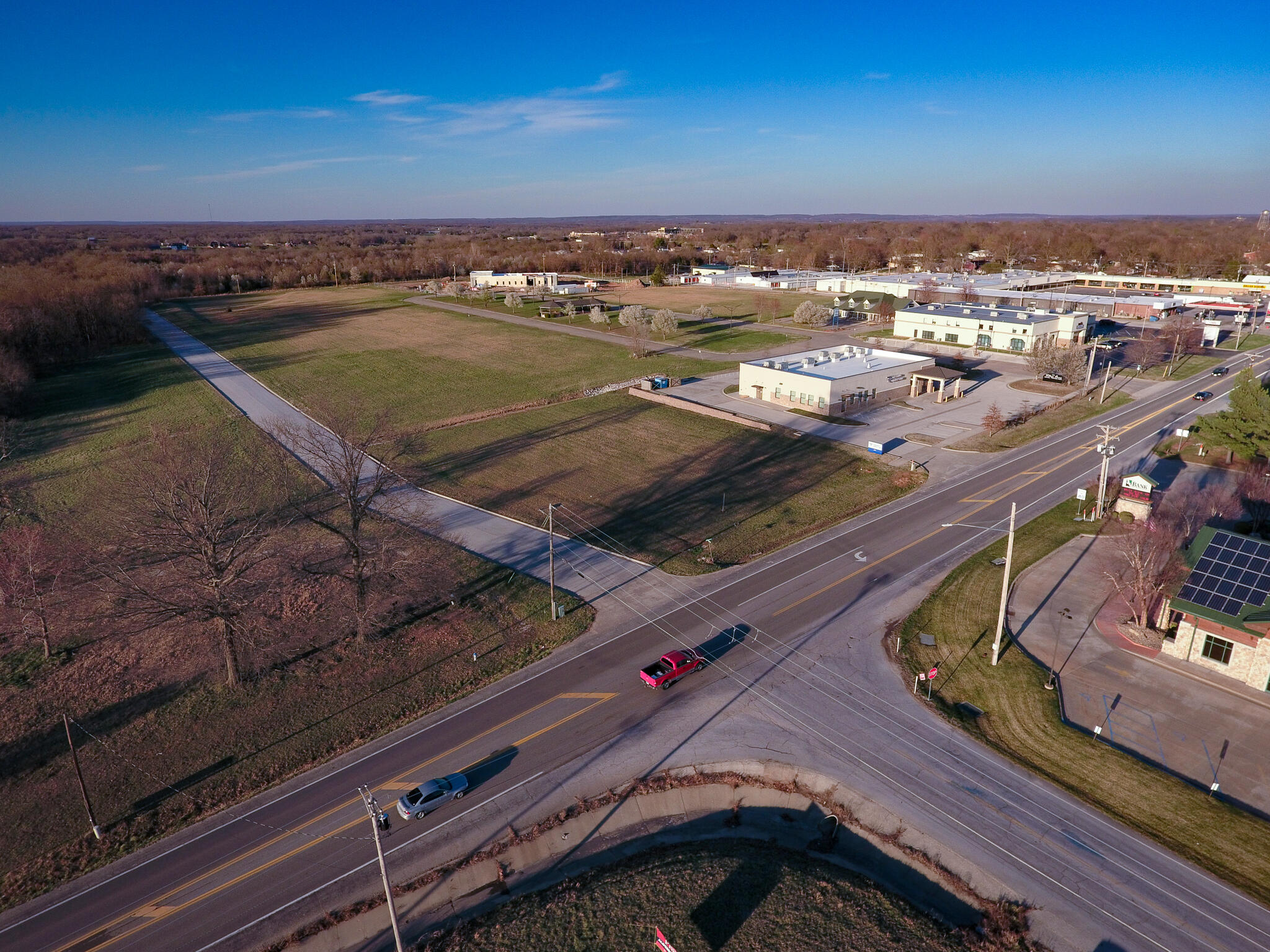 Photo 5 - Land for sale – 000 W Broadway Street  Bolivar, MO