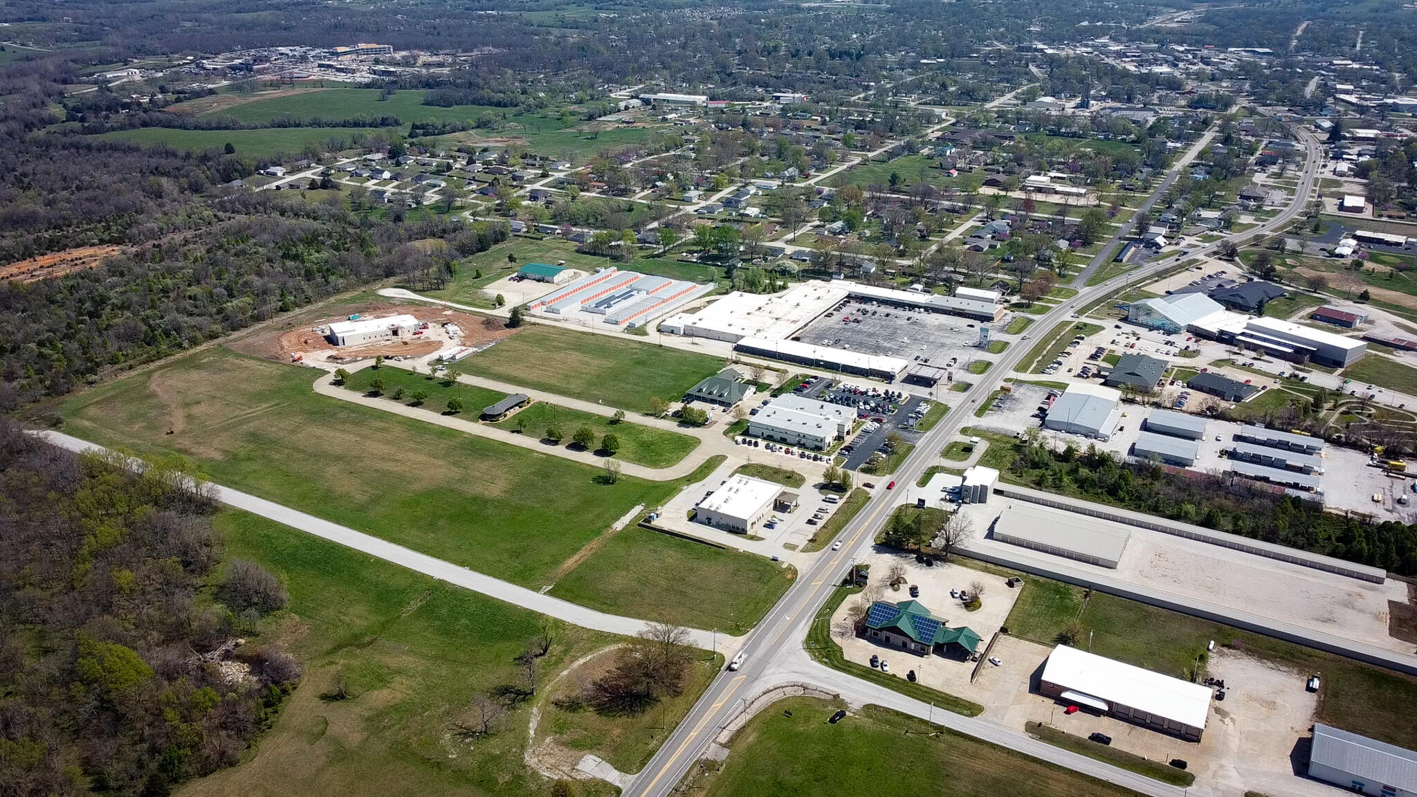 Photo 3 - Land for sale – 000 W Broadway Street  Bolivar, MO
