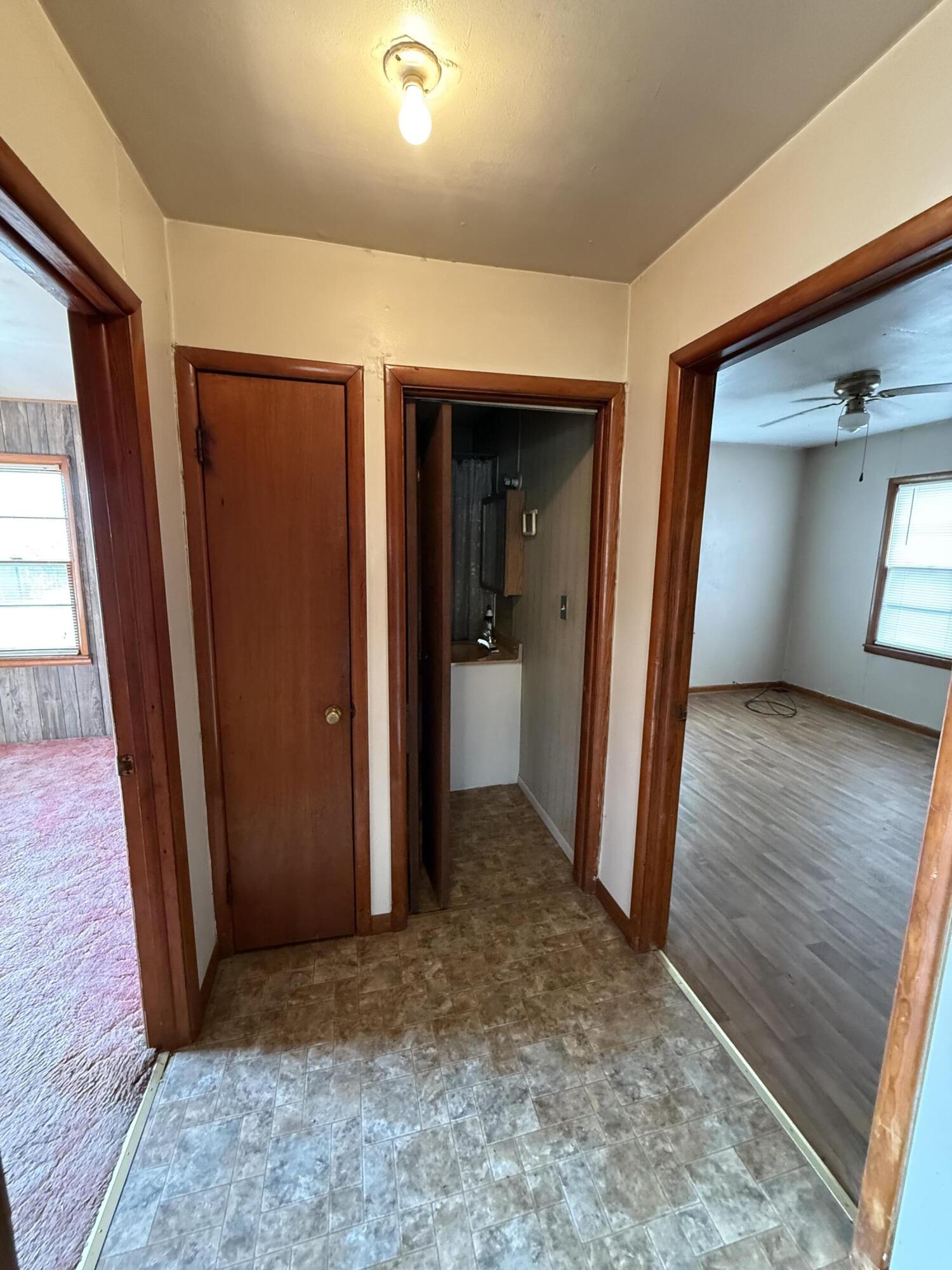 Photo 13 - Residential for sale – 541  County Road 806   Gainesville, MO