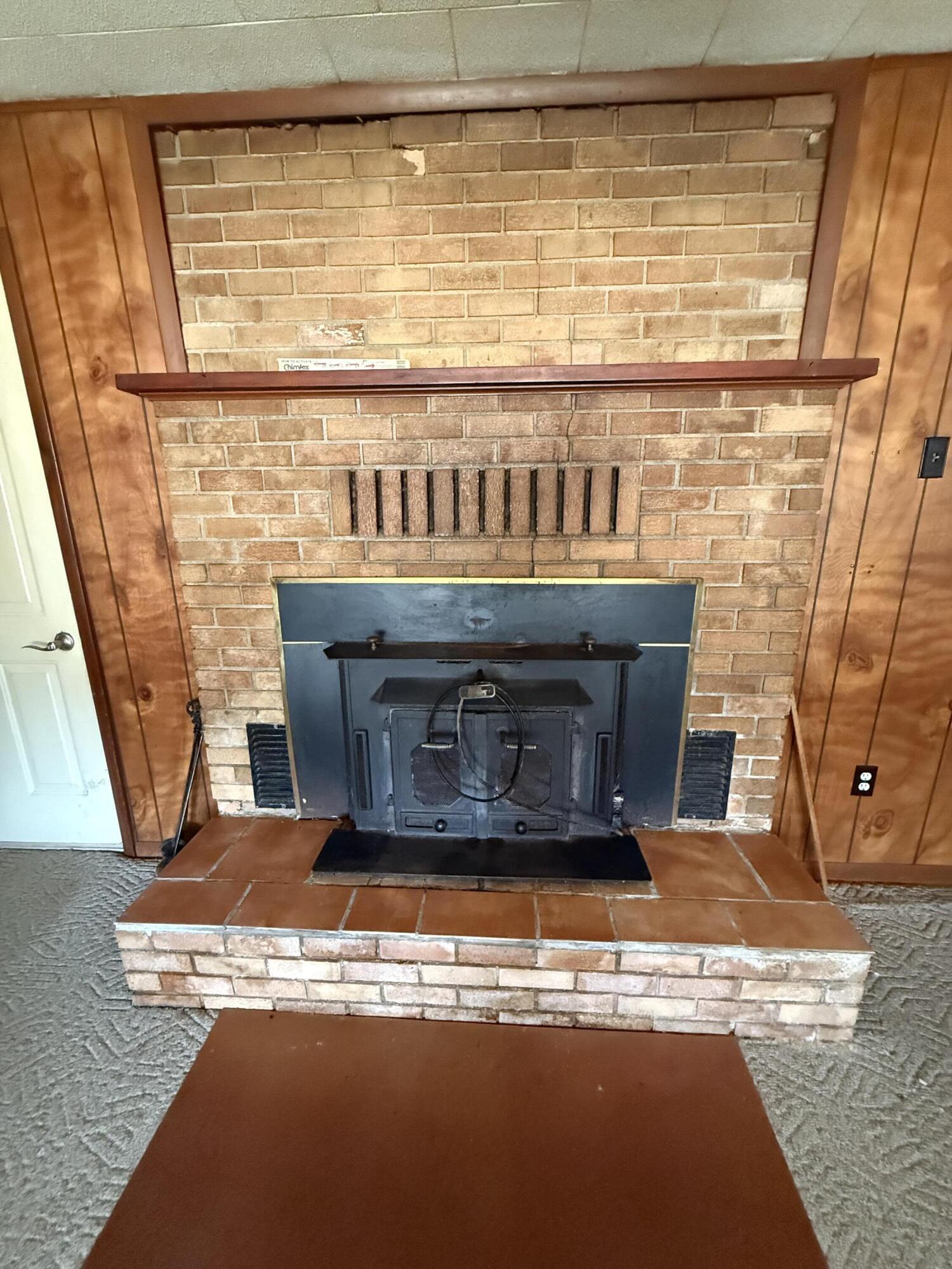 Photo 9 - Residential for sale – 541  County Road 806   Gainesville, MO