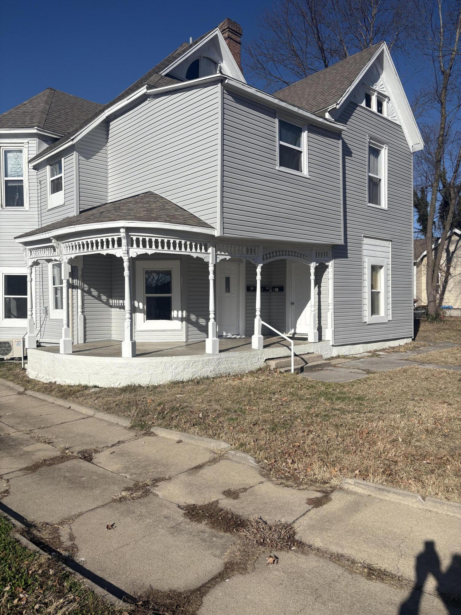 Residential Income for sale – 1711 N Washington Avenue  Springfield, MO