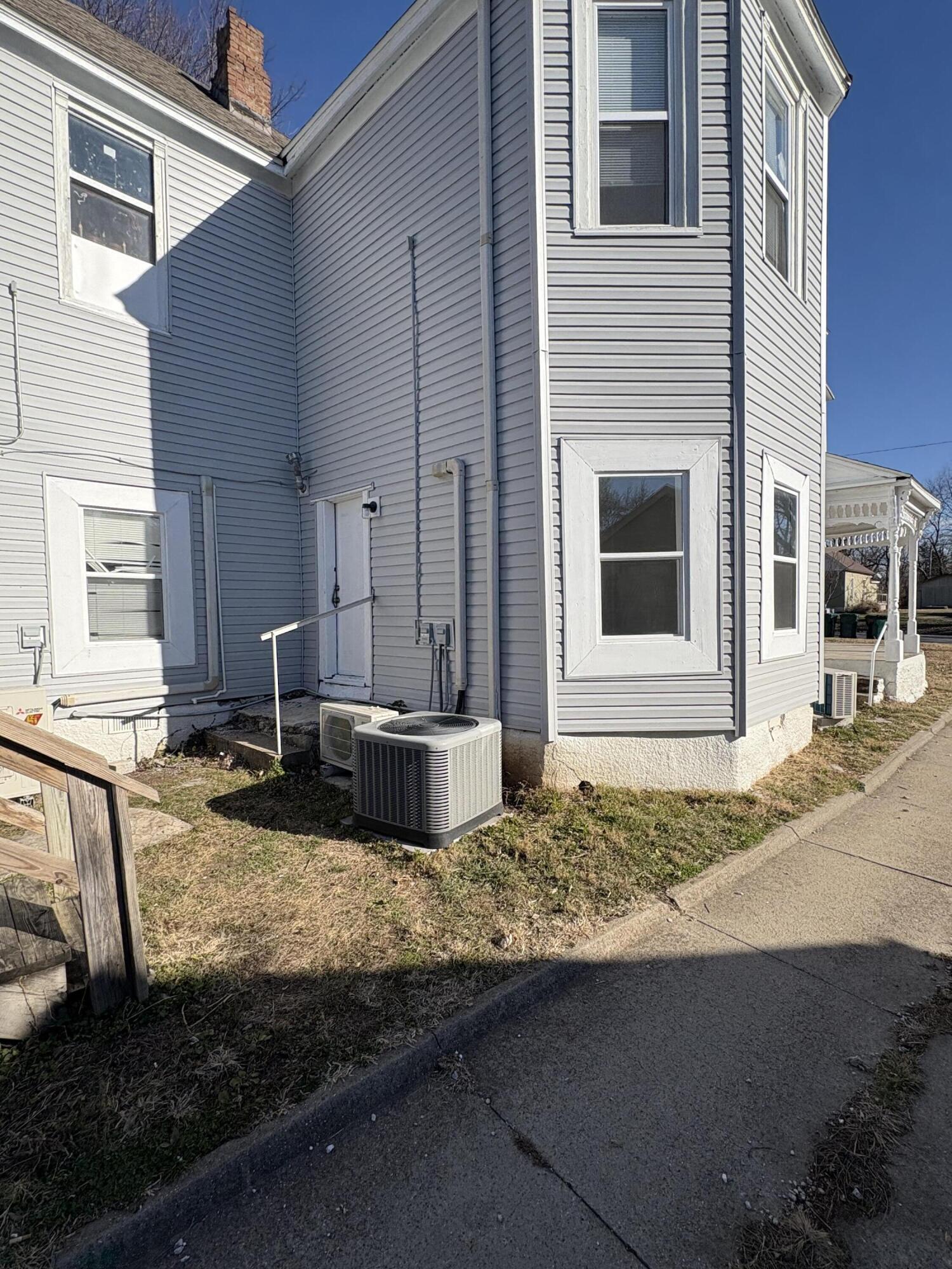 Photo 16 - Residential Income for sale – 1711 N Washington Avenue  Springfield, MO