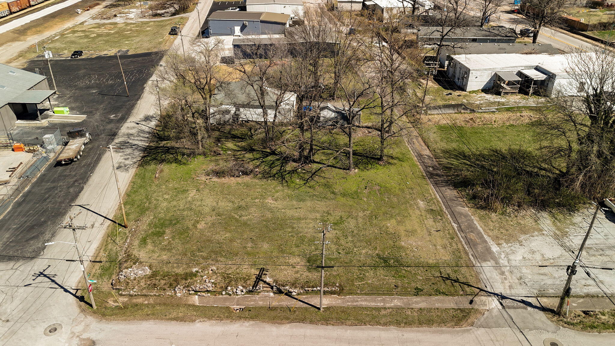 Photo 3 - Land for sale – 222 N 8th Avenue  Springfield, MO