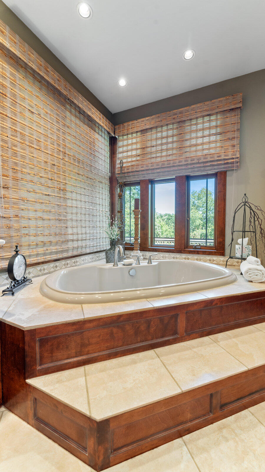 Photo 58 - Residential for sale – 146  Country Club   Nevada, MO