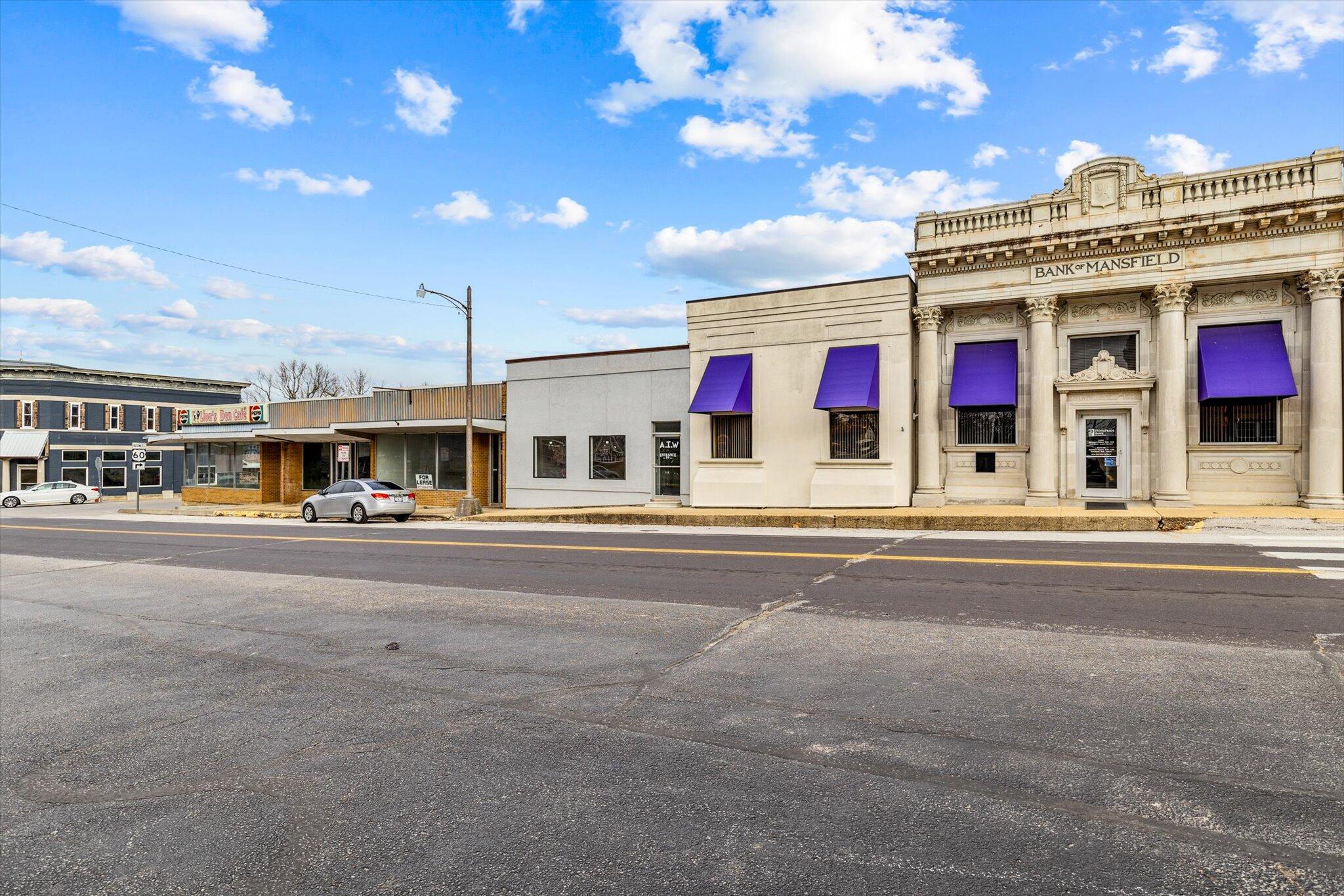 Commercial Lease for sale – 106 E Commercial Street  Mansfield, MO