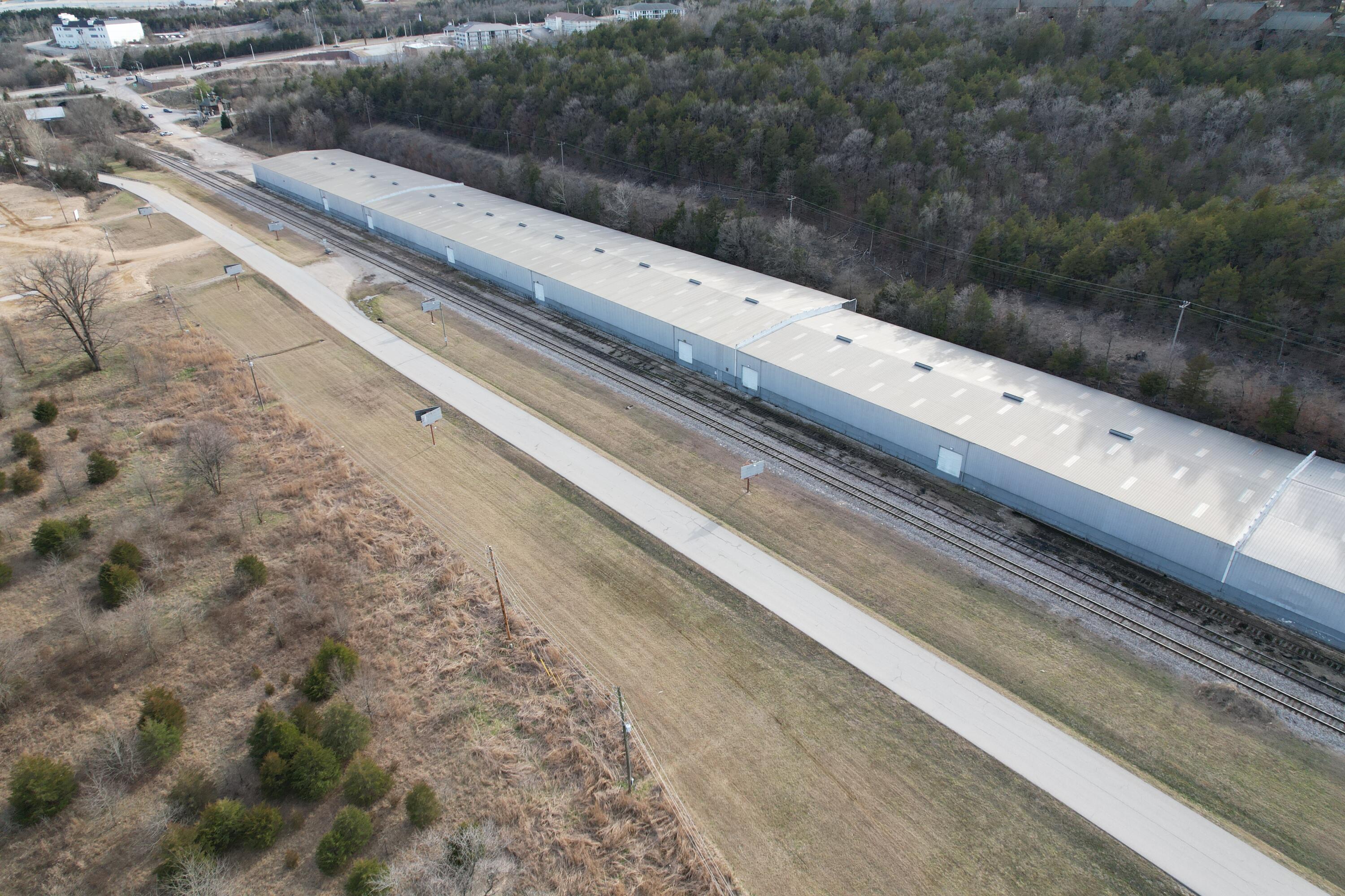 Photo 11 - Commercial Sale for sale – 150  Royal Oak Drive  Branson, MO