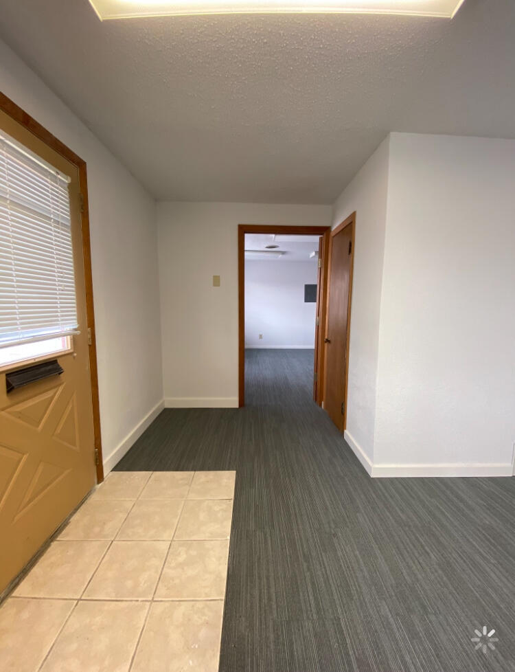 Photo 18 - Commercial Sale for sale – 1816 S Franklin Avenue  Springfield, MO
