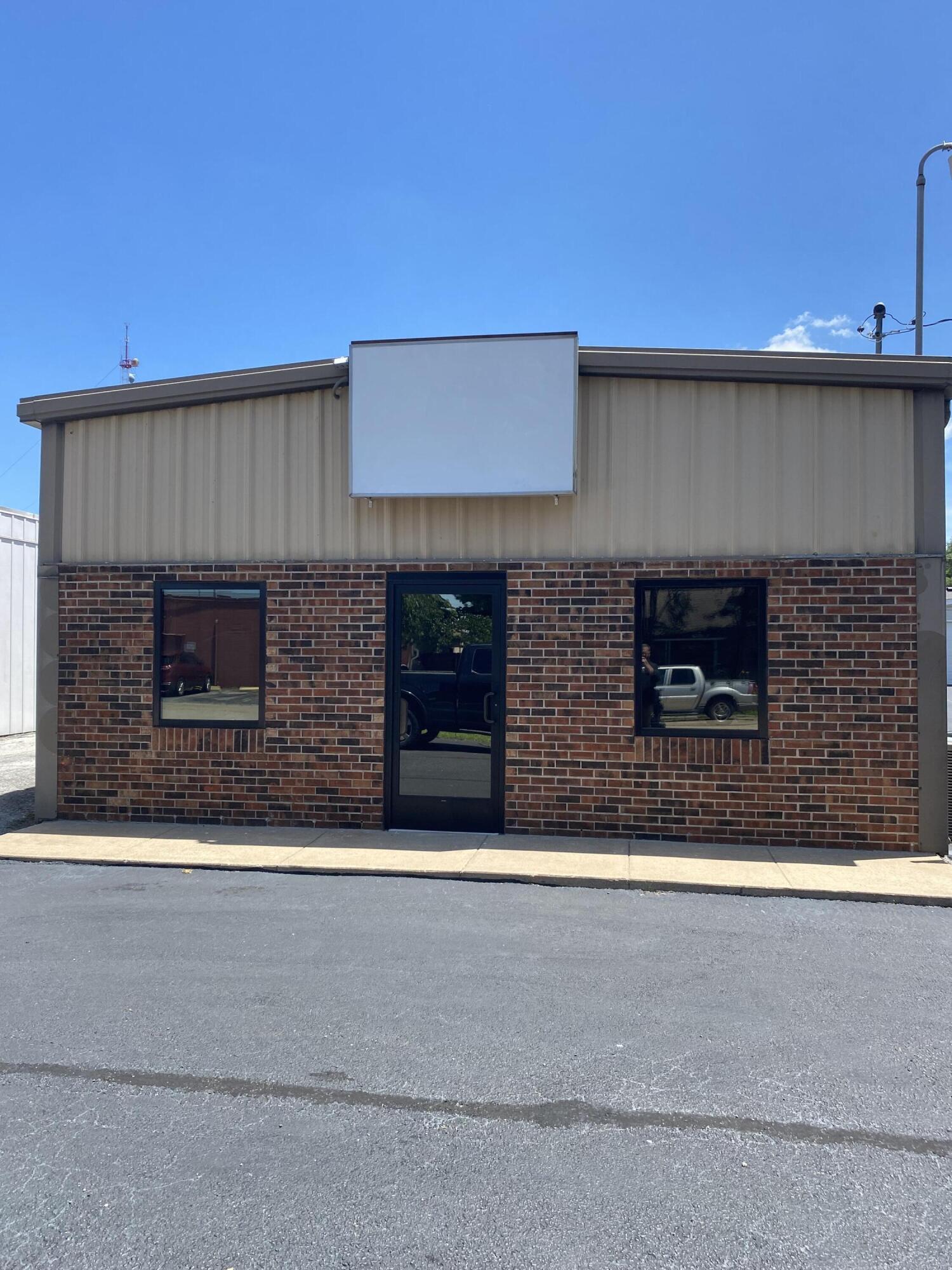 Commercial Sale for sale – 1816 S Franklin Avenue  Springfield, MO