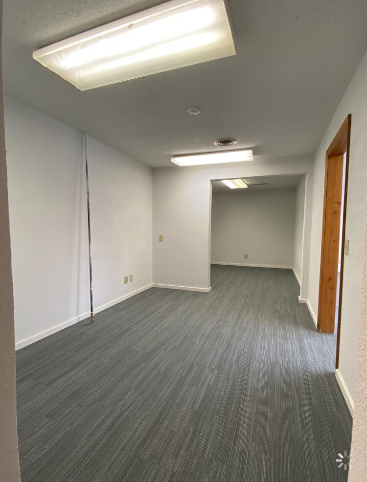Photo 26 - Commercial Sale for sale – 1816 S Franklin Avenue  Springfield, MO