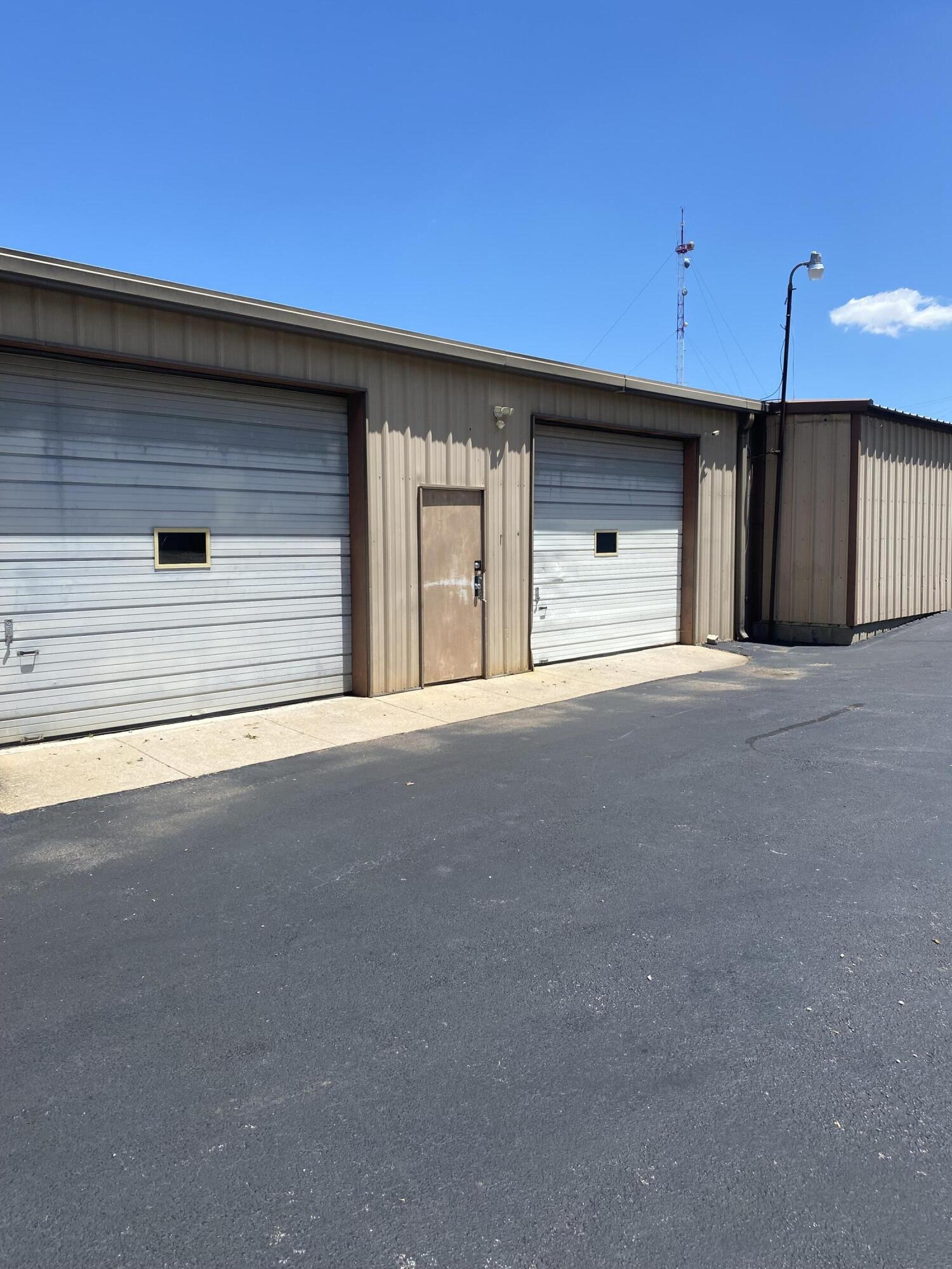 Photo 2 - Commercial Sale for sale – 1816 S Franklin Avenue  Springfield, MO