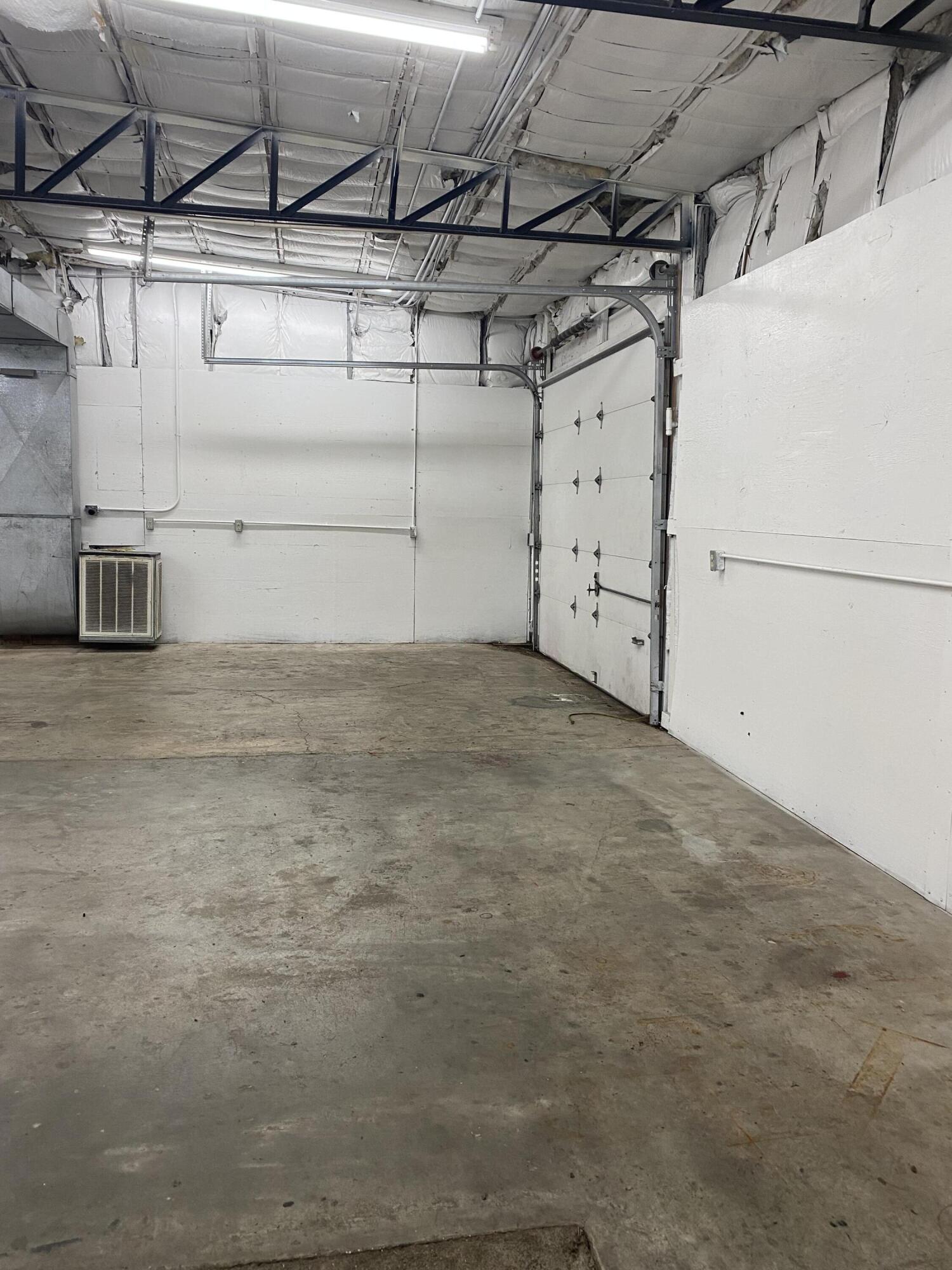 Photo 9 - Commercial Sale for sale – 1816 S Franklin Avenue  Springfield, MO