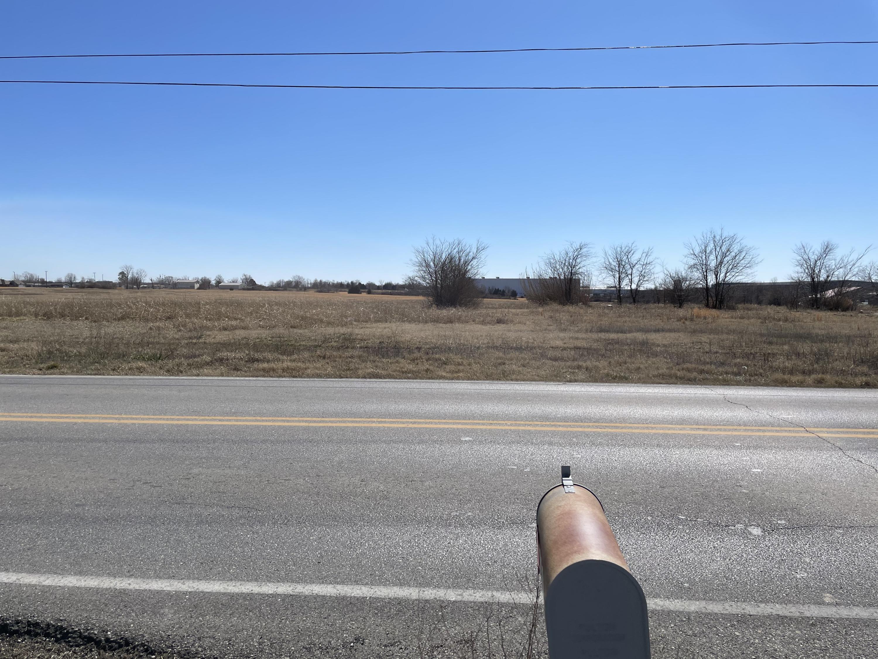 Photo 4 - Commercial Sale for sale – 3850 E 20th Street  Joplin, MO
