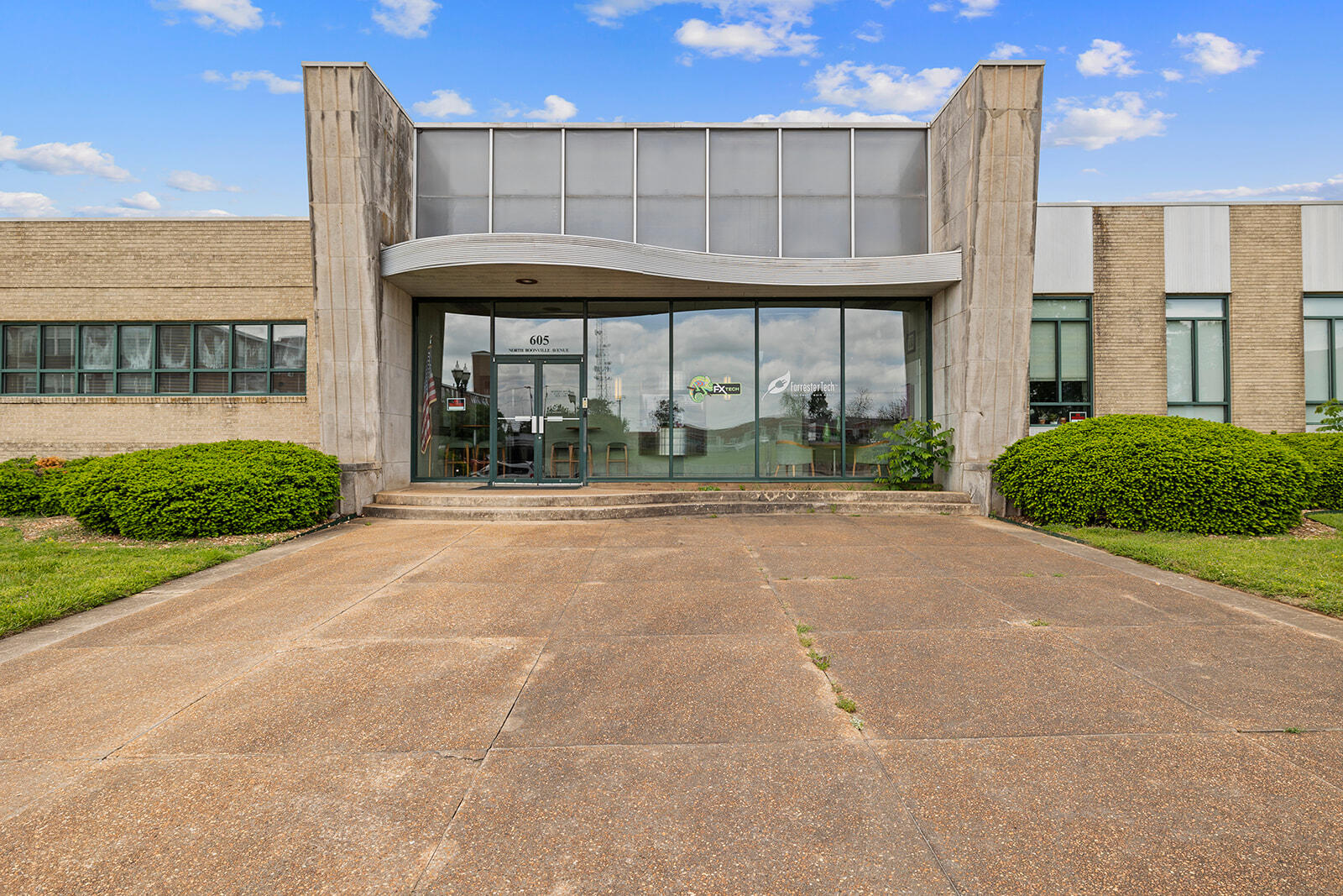 Commercial Sale for sale – 605 N Boonville Avenue Springfield, MO