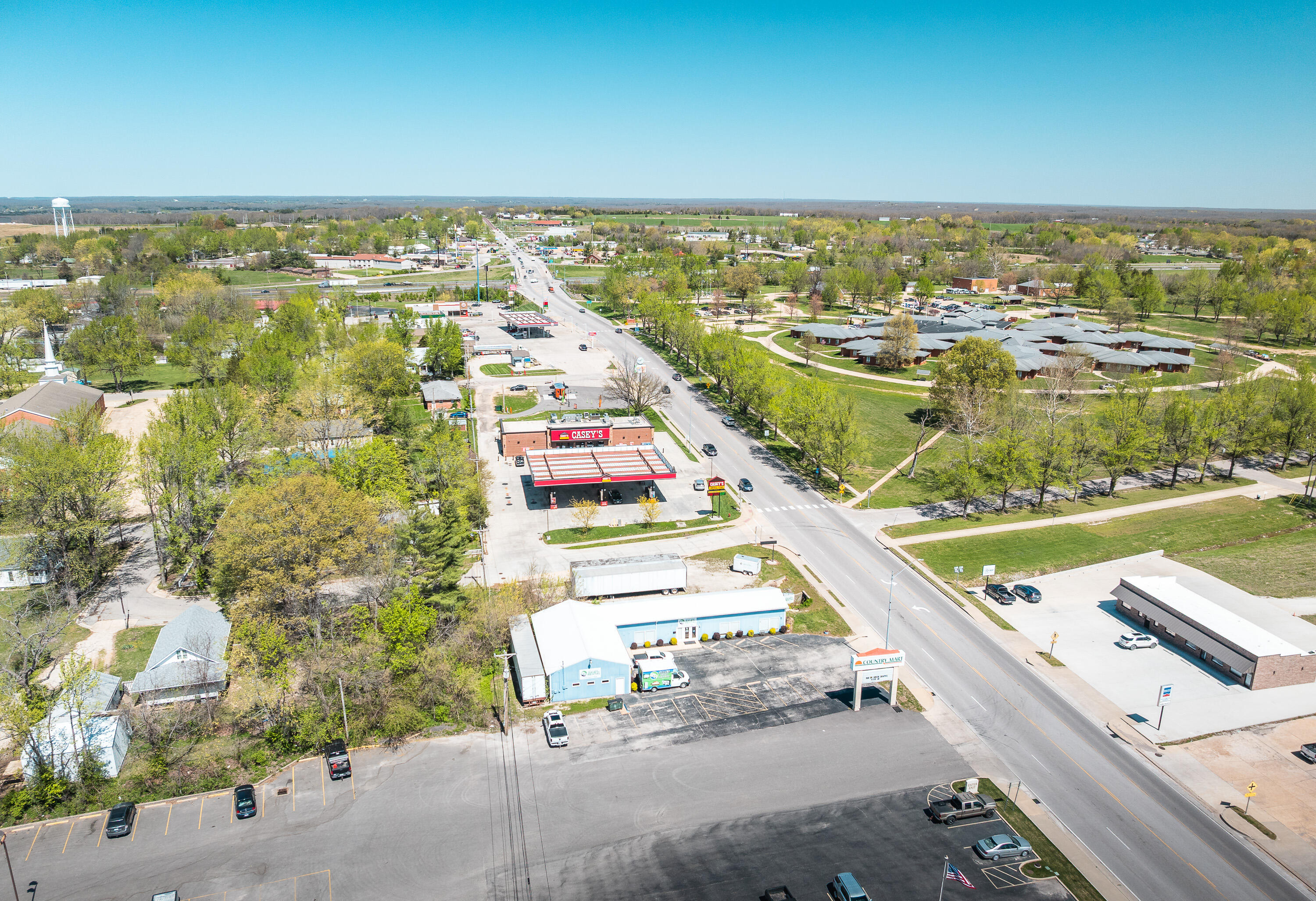 Photo 4 - Commercial Sale for sale – 327 N Jefferson Street  St. James, MO