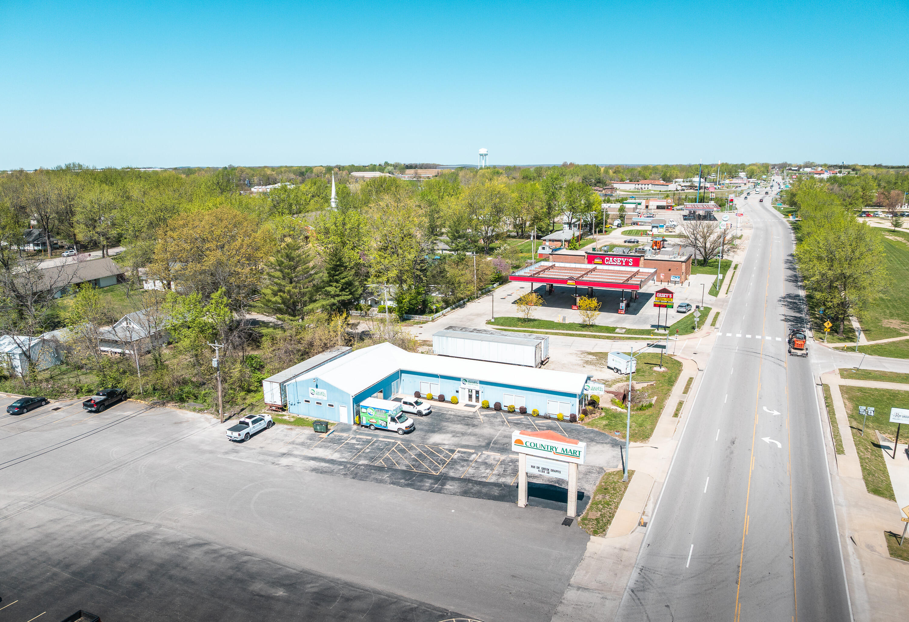 Photo 3 - Commercial Sale for sale – 327 N Jefferson Street  St. James, MO