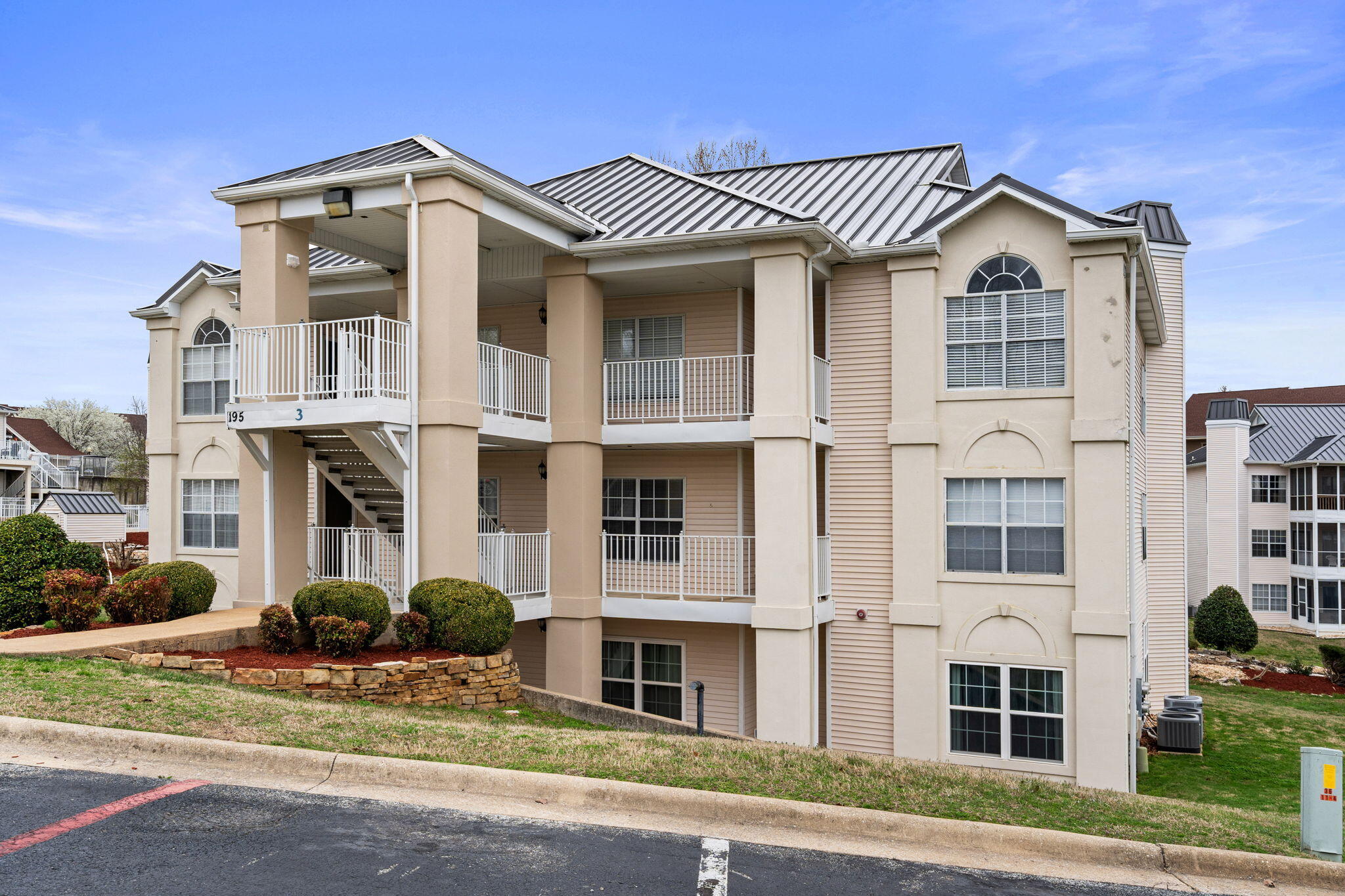 Photo 3 - Residential for sale – 195  Meadow Brook Lane  Branson, MO